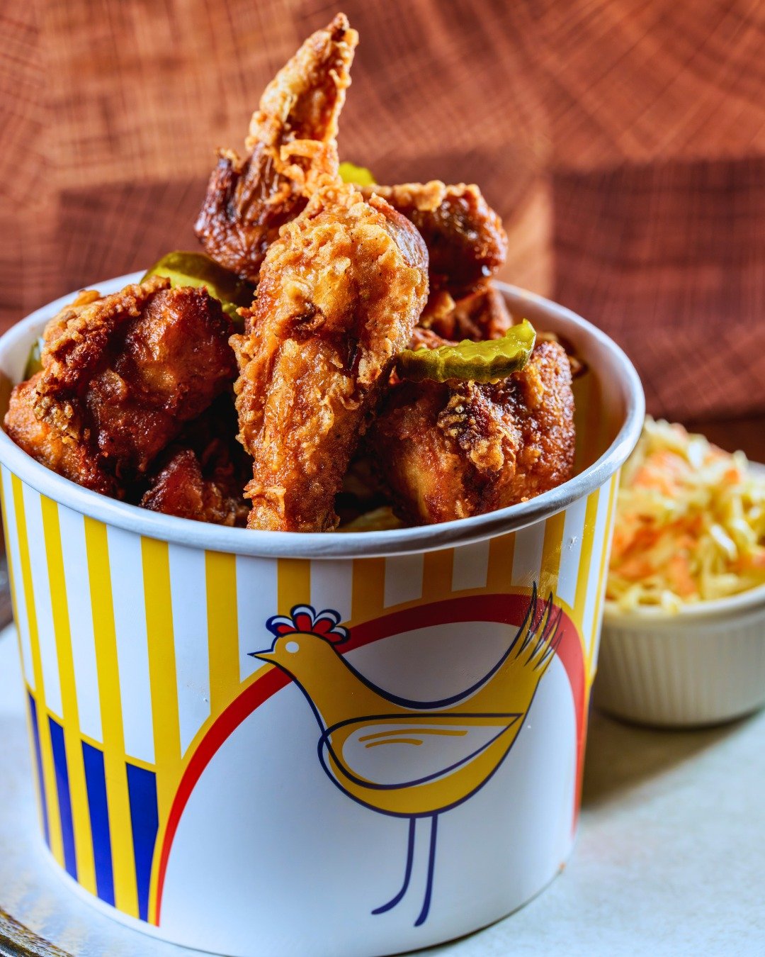 Fried once? Cool. Fried TWICE?? NOW we're talking... 😍🍗

Natty Mac's Double Fried Chicken Bucket HITS! 5 pieces, fresh fries, slaw &amp; sweet pickles - nothing left to do but DIG IN! 👏😋

Oh &amp; did we mention?? World Cup Matches on the TVs + L