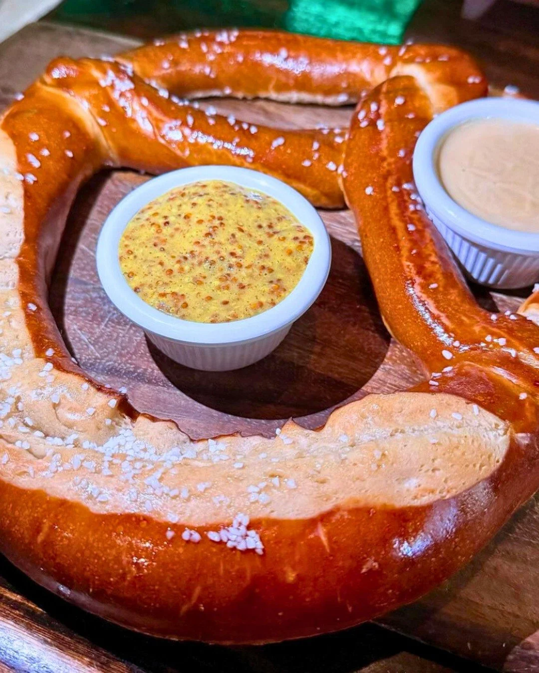 BIG Bavarian Pretzel. Cold beers. That's today's ENTIRE plan! 🥨🍺

Comes with spicy mustard &amp; beer cheese...Grab a pint or pitcher - Oskar Blues, Sly Fox, Yards &amp; more + Eagles Preseason VS Ravens 7pm + Phillies VS Twins 7:10pm... CHEERS! 🍻