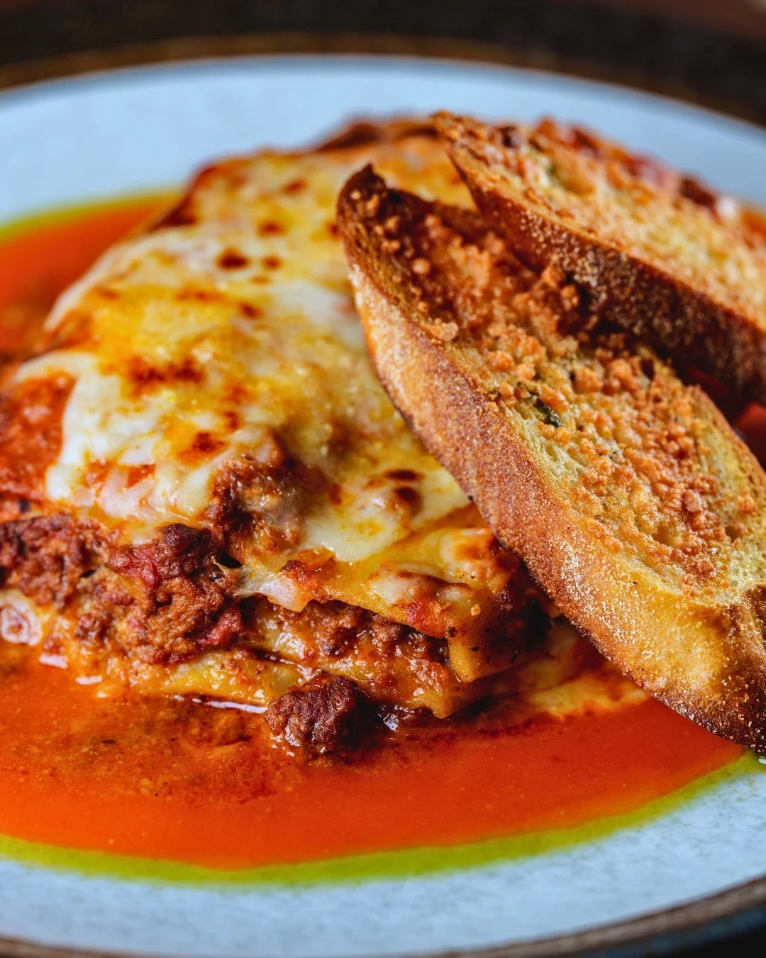 Ground beef, bechamel, ricotta, mozz &amp; parm, olive oil, tomato sauce &amp; fresh basil 🍝 our lasagna, layered up &amp; ready for dinner! 

Bonus: Late Nite HH 🍻 Fri &amp; Sat 9-11pm, Sun 8-10pm...$5 draft cocktail, $5 select draft, $7 wells dri