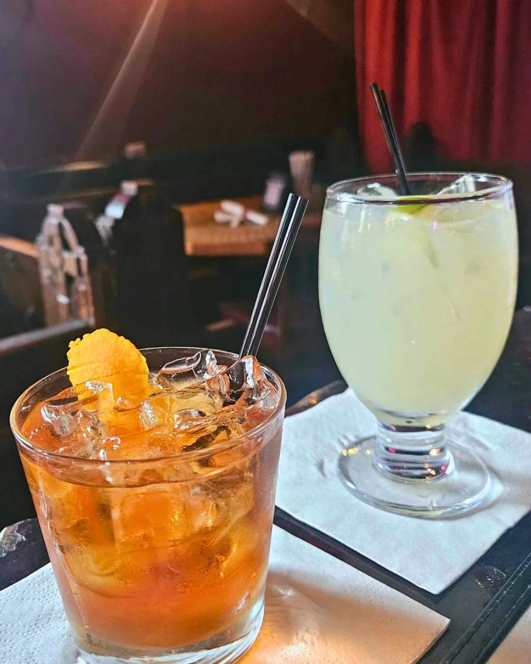 Which cocktail is your vibe? 🥃🍹Maybe a classic old fashioned or our house citrus mule - no wrong answers. just come have a drink! 

Late Nite HH, 9pm-11pm: $5 draft cocktail, $5 select draft, $7 wells

📸: @tastefully_travel
~~~
#NatMechanics #Natt