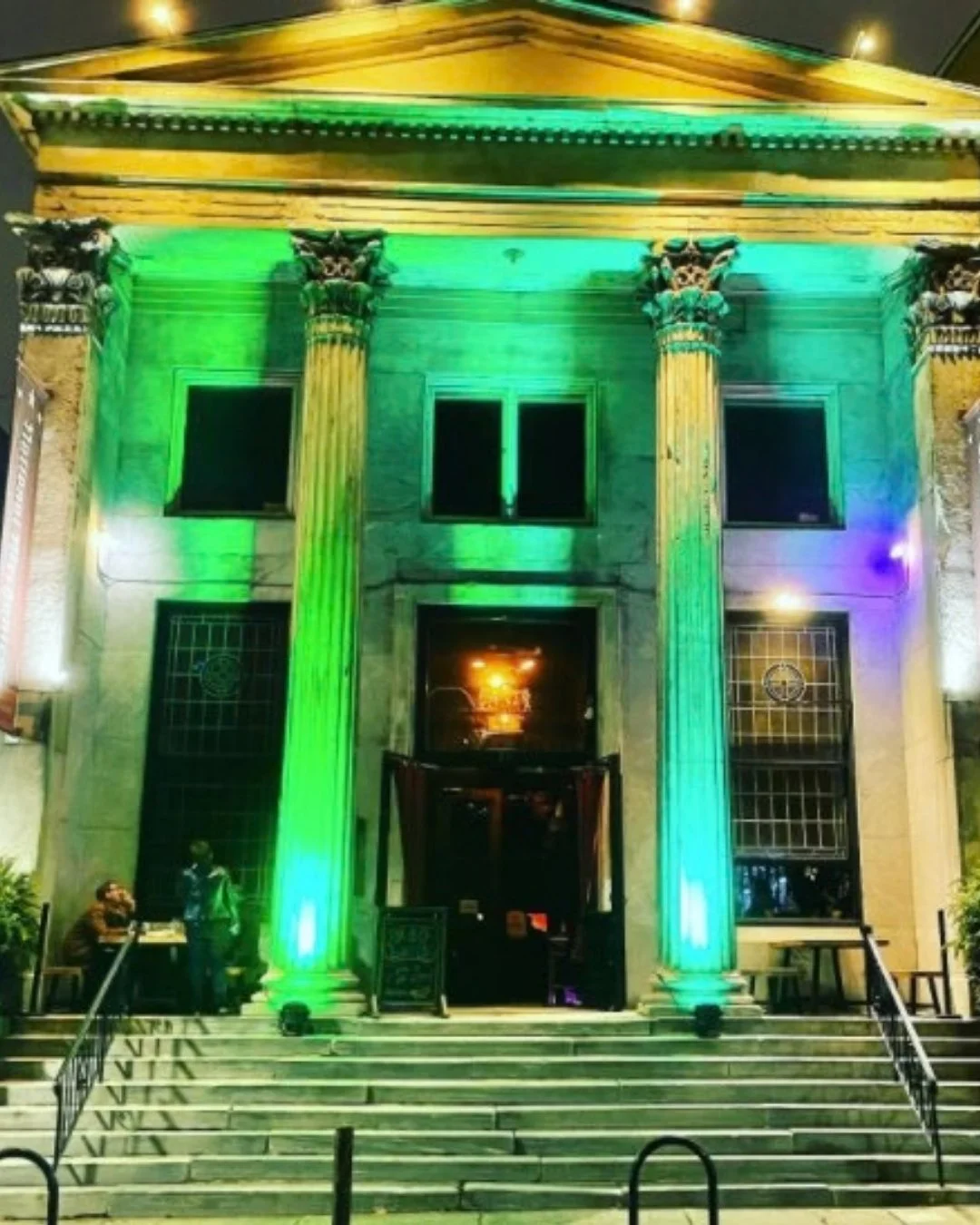 If Monday had two different personalities&hellip; this would be IT! 👀😉

👑 Upstairs: The Nationals at 8pm
🏈 1st Floor: Eagles VS Bears at 8:15pm

Whatever your mood, we&rsquo;ve got a reason to pull UP. Two vibes, one Natty. GO BIRDS! 🦅💚

@yarid