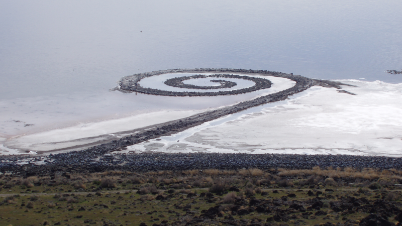 Robert Smithson_Spiral-jetty-from-rozel-point.png