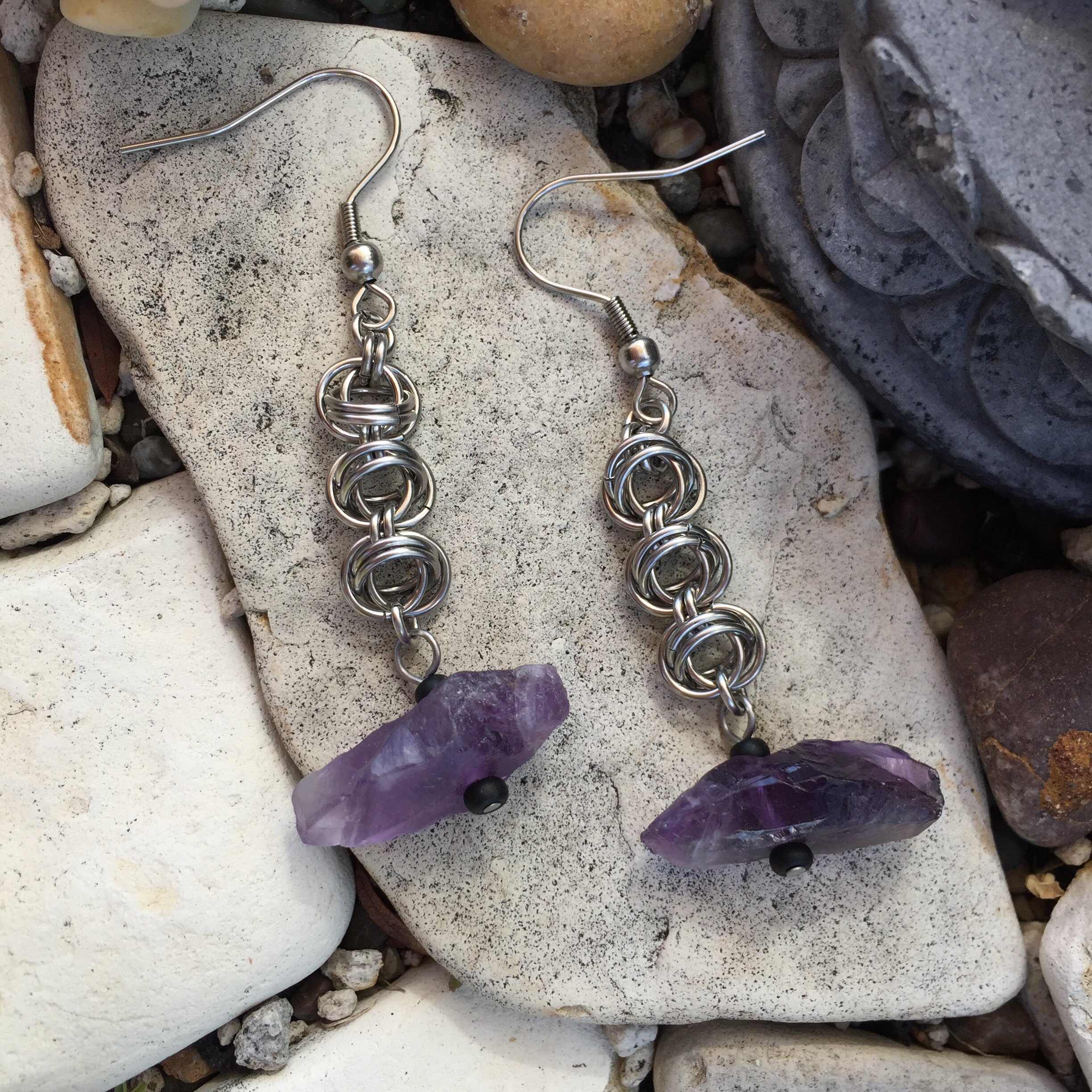 Orbital Chainmaille Earrings with Amethyst1