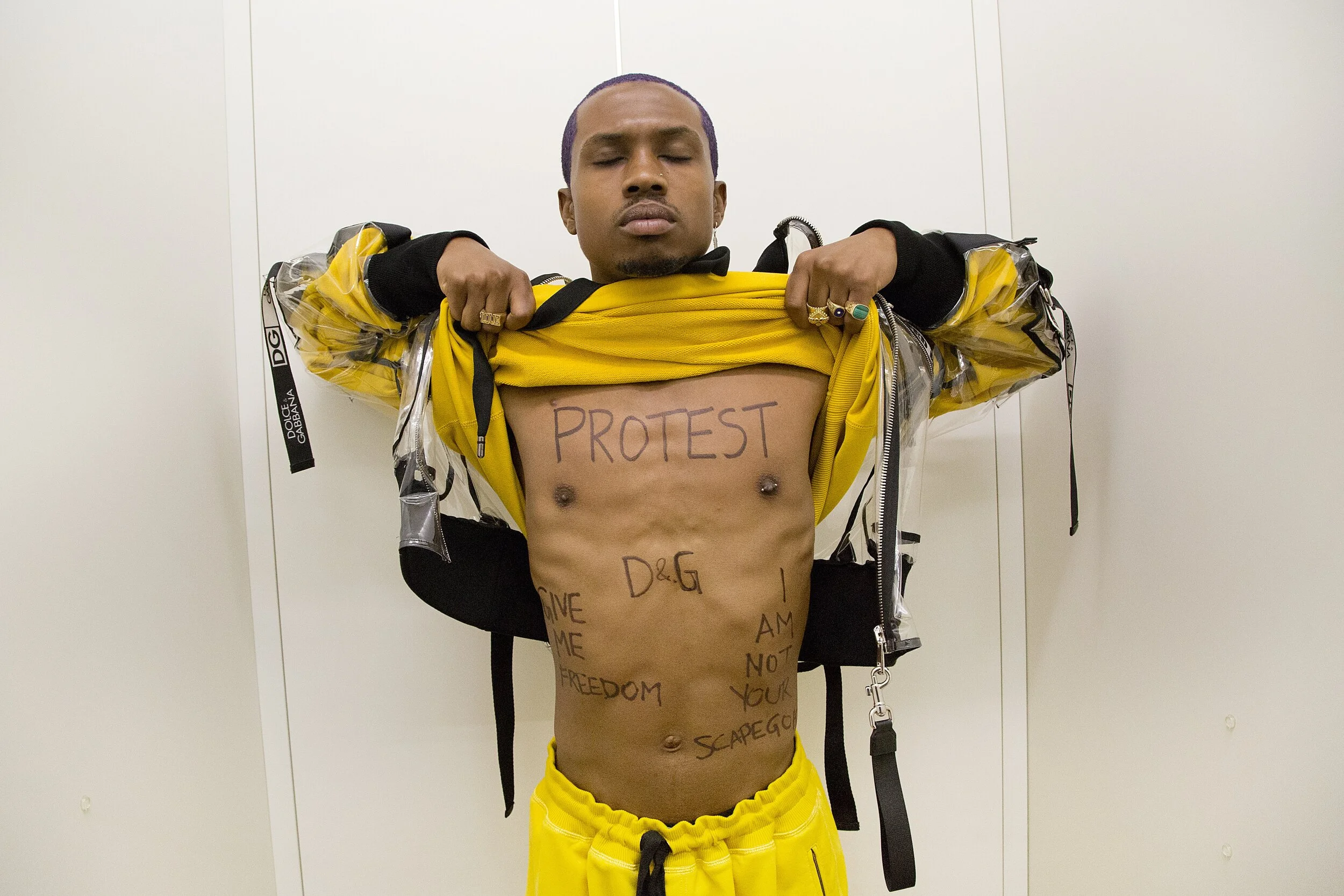 Raury_Protest_DolceGabbana_PhotoCheKothari.jpg