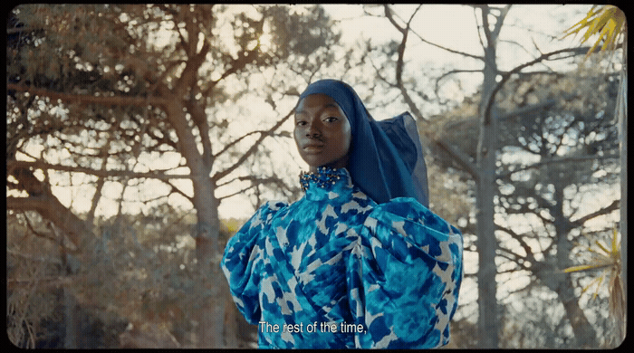 Frame 5 - caroline_koning____flaconi____self-care (1080p).gif