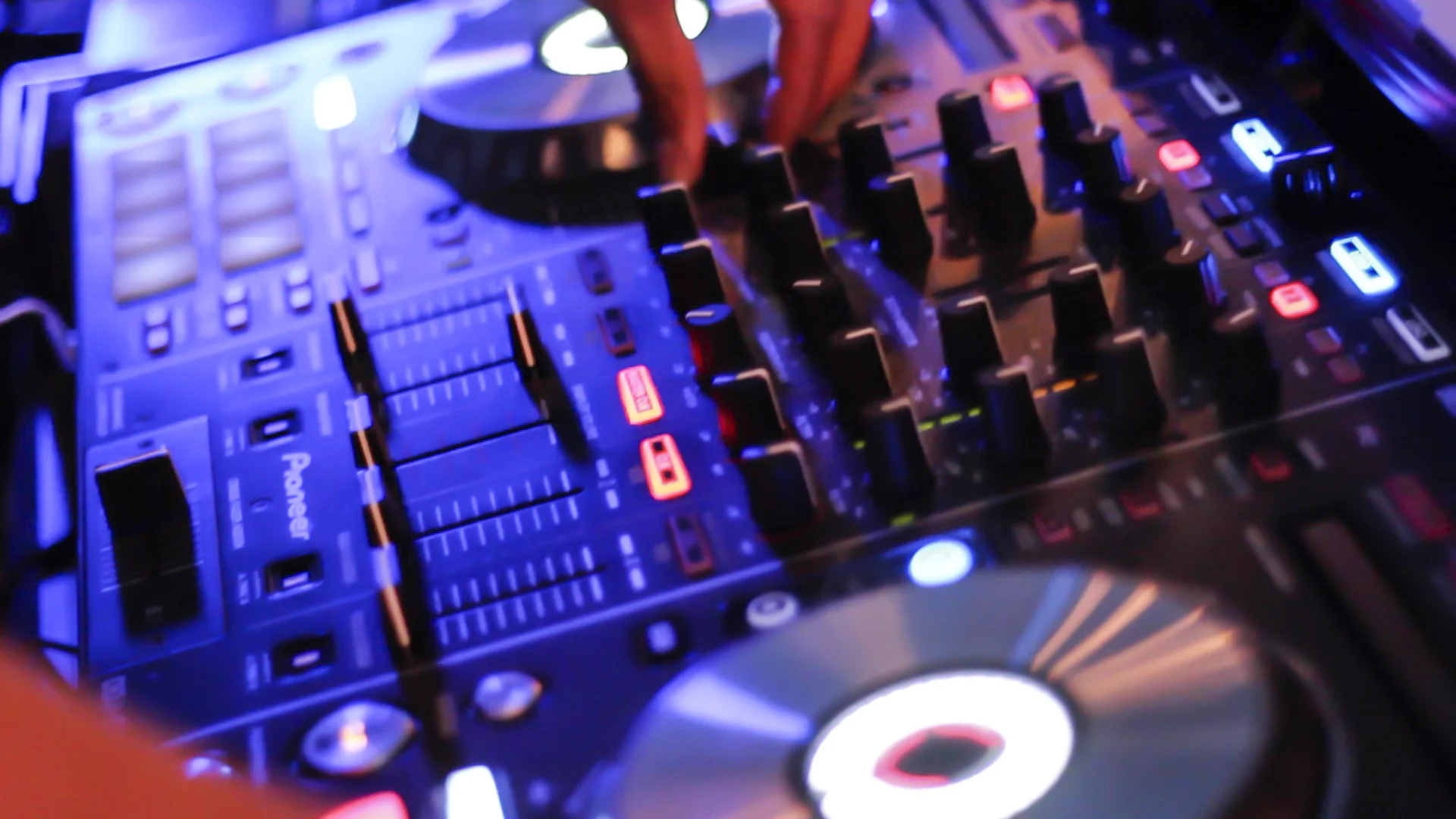 DJ_MoJoe_3.jpg