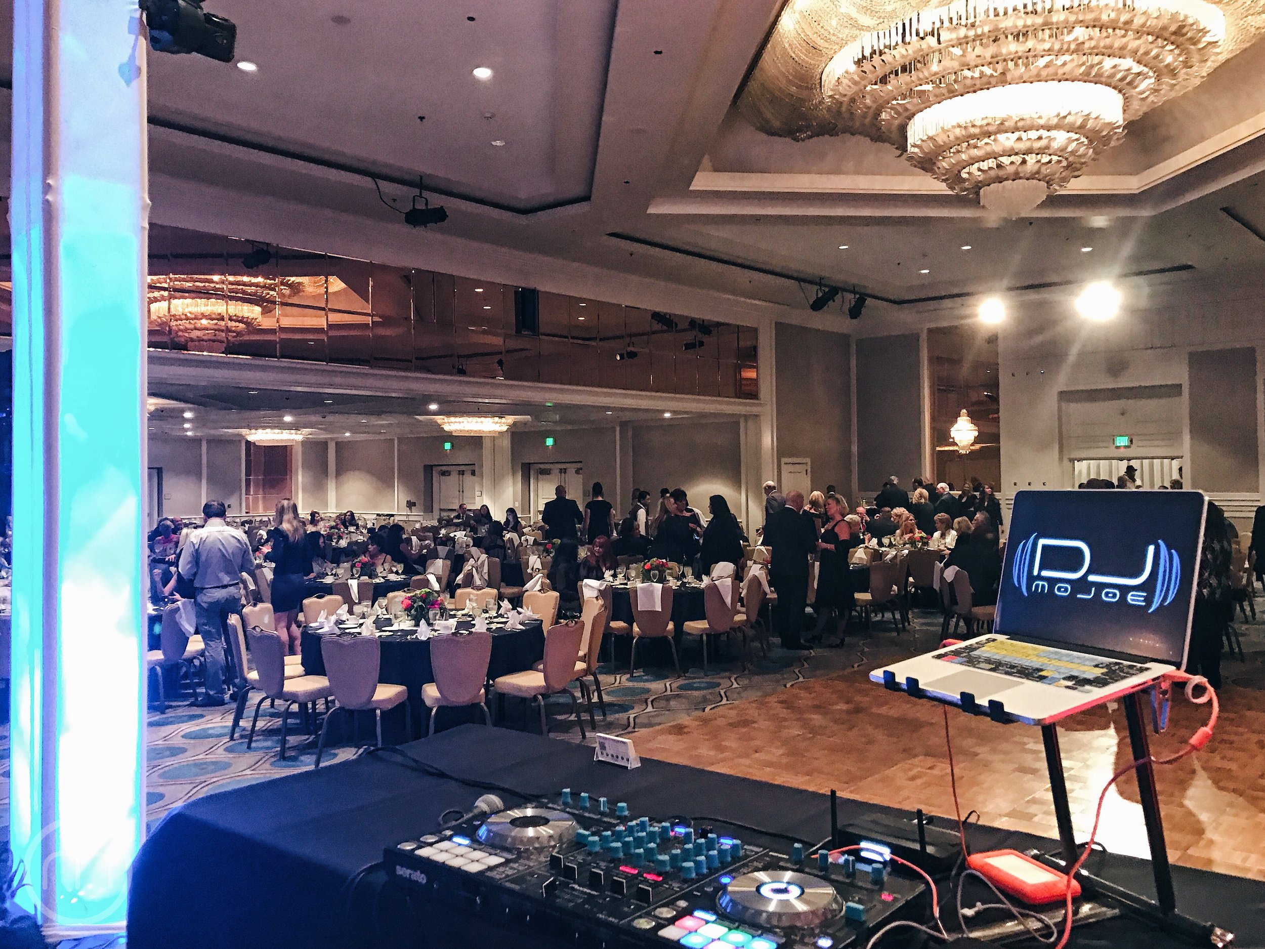 Century 21's Company Holiday Party with DJ MOJOE Entertainment at the Sheraton Universal Hotel for 400 people