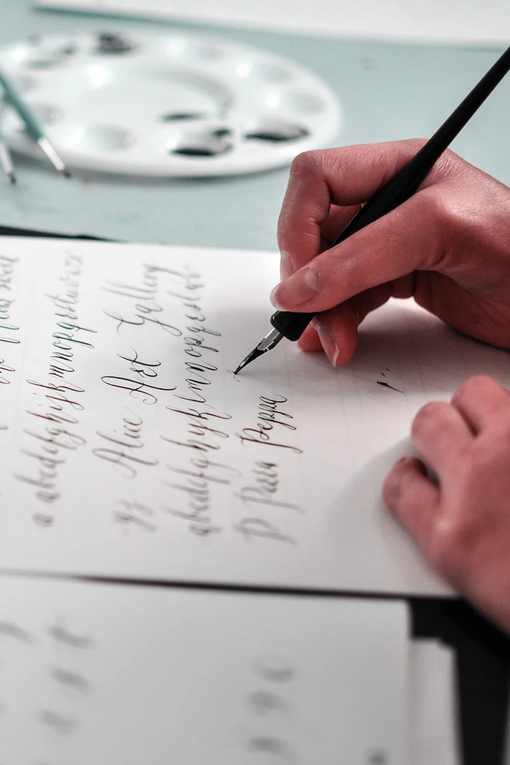 KateHursthouse_Intro-to-Contemporary-Pointed-Pen_Calligraphy3.jpg