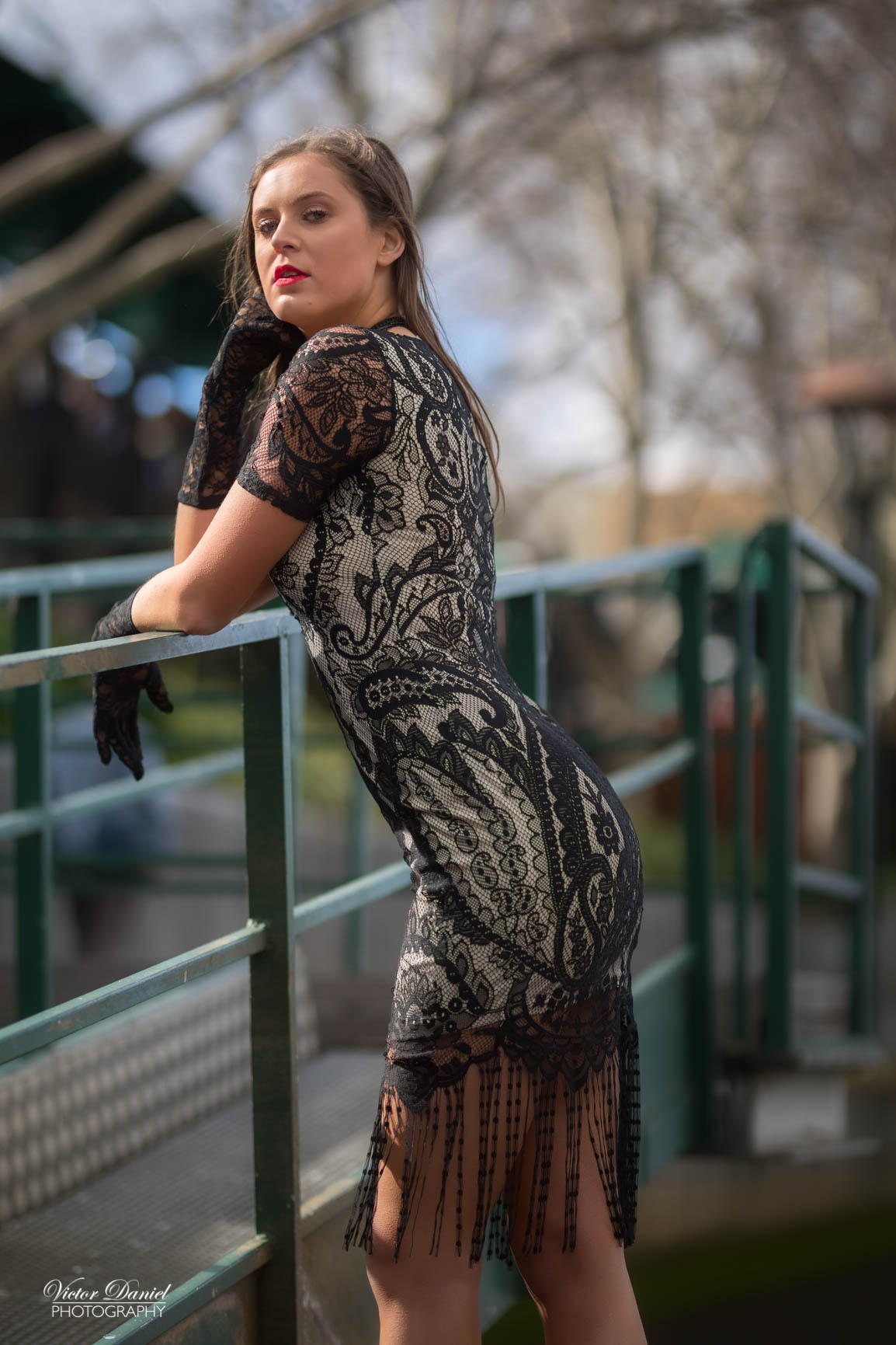 Model : Courtney Davey