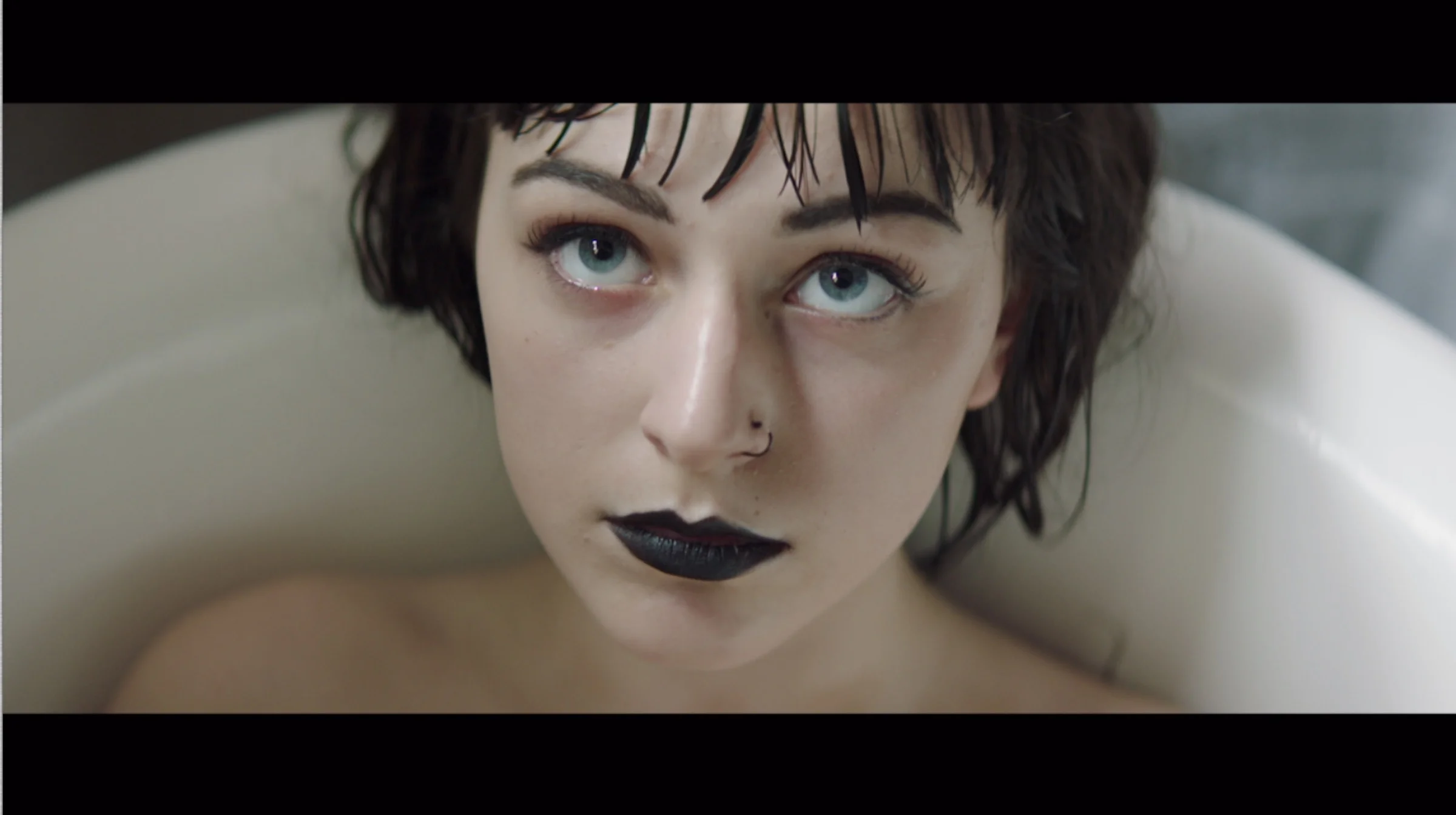 Jordanne Jones wins Bingham Ray New Talent Award at 2018 Galway Film Fleadh