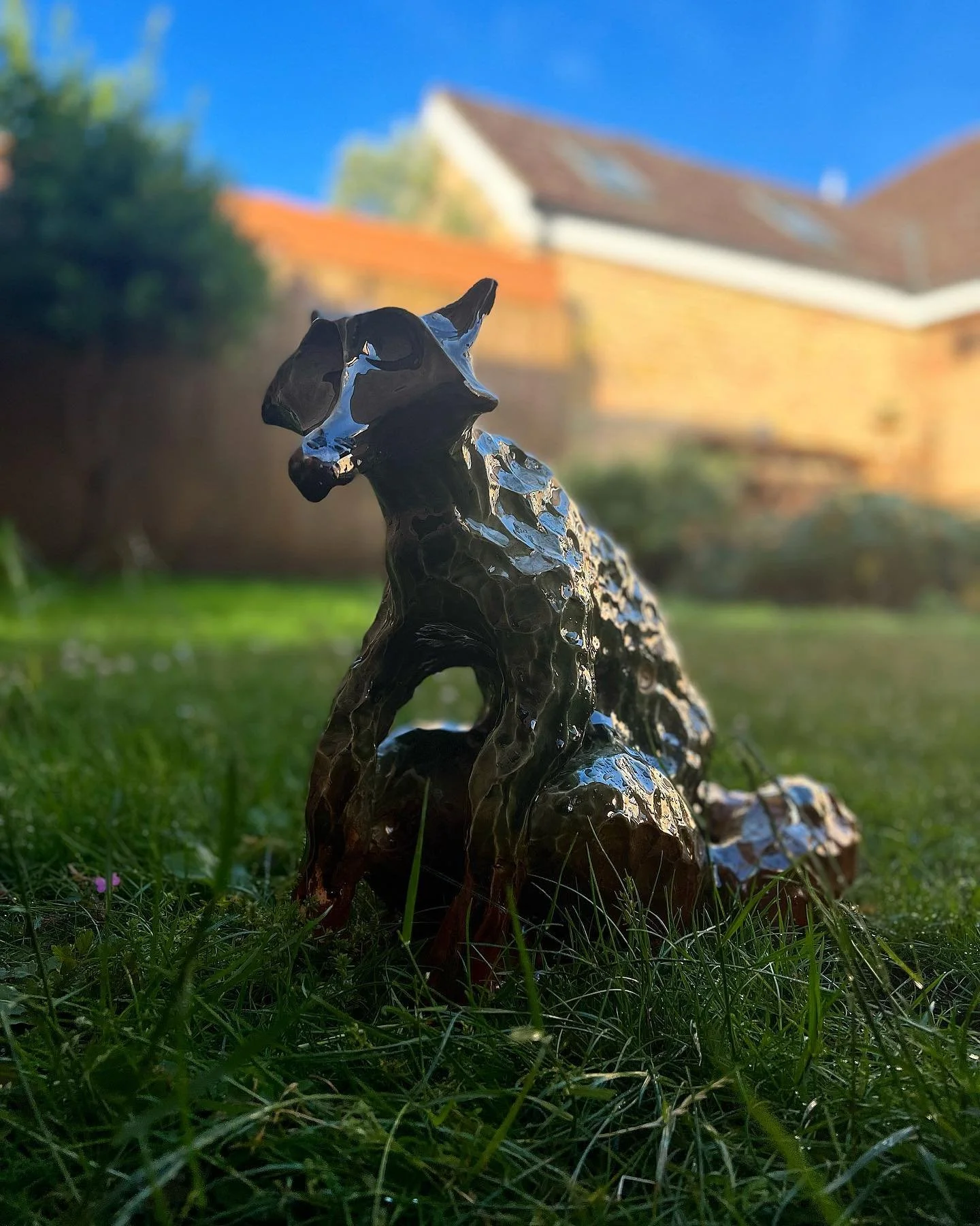 Fox in the garden this morning.
#ceramics #sculpture