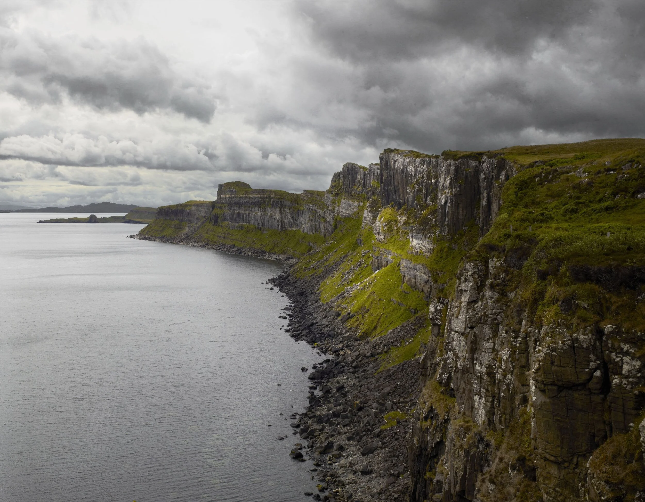 Scotland_IsleOfSkye_KiltRock2.jpeg