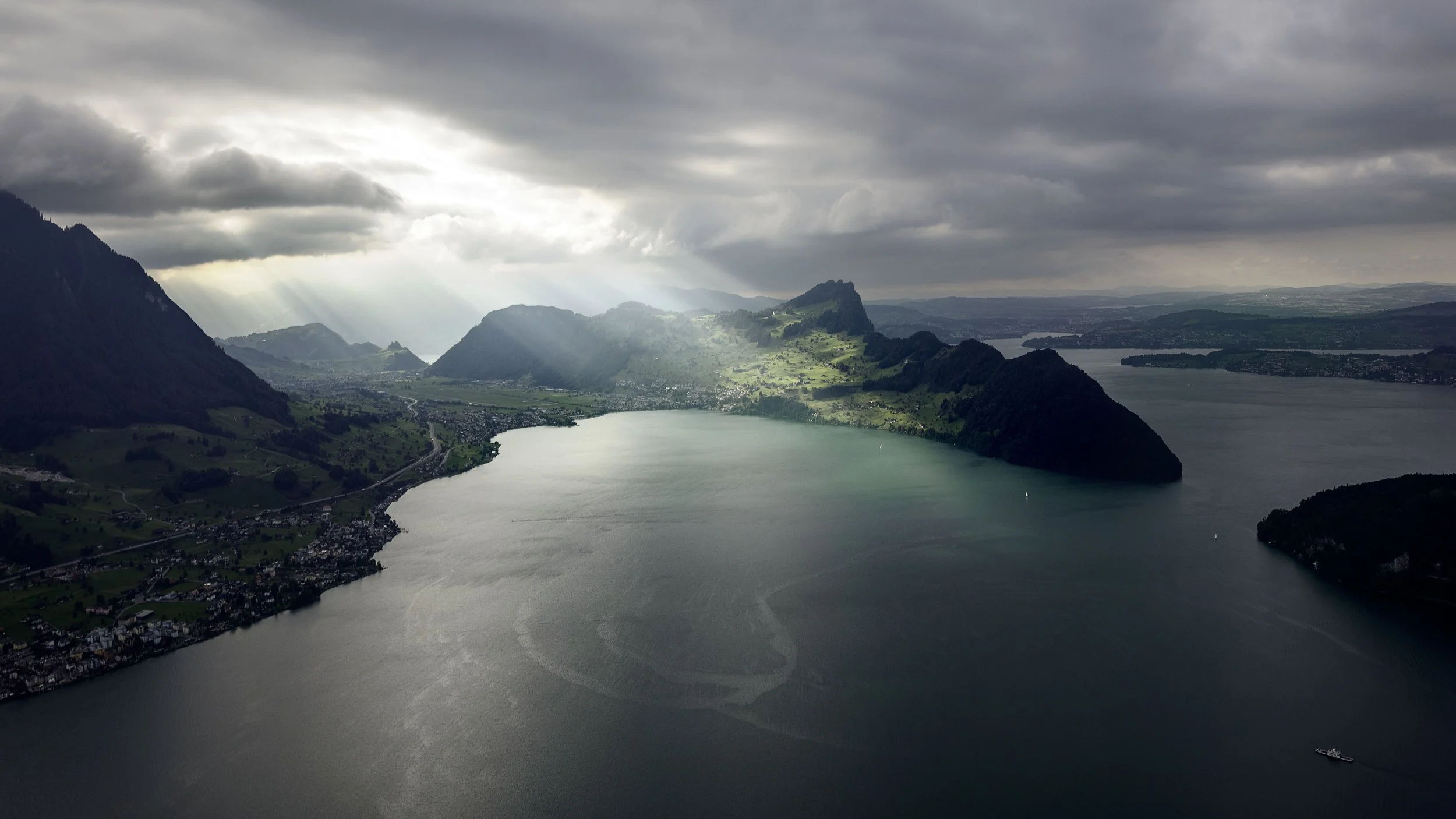 Vierwaldstaetter_Flug02.jpg