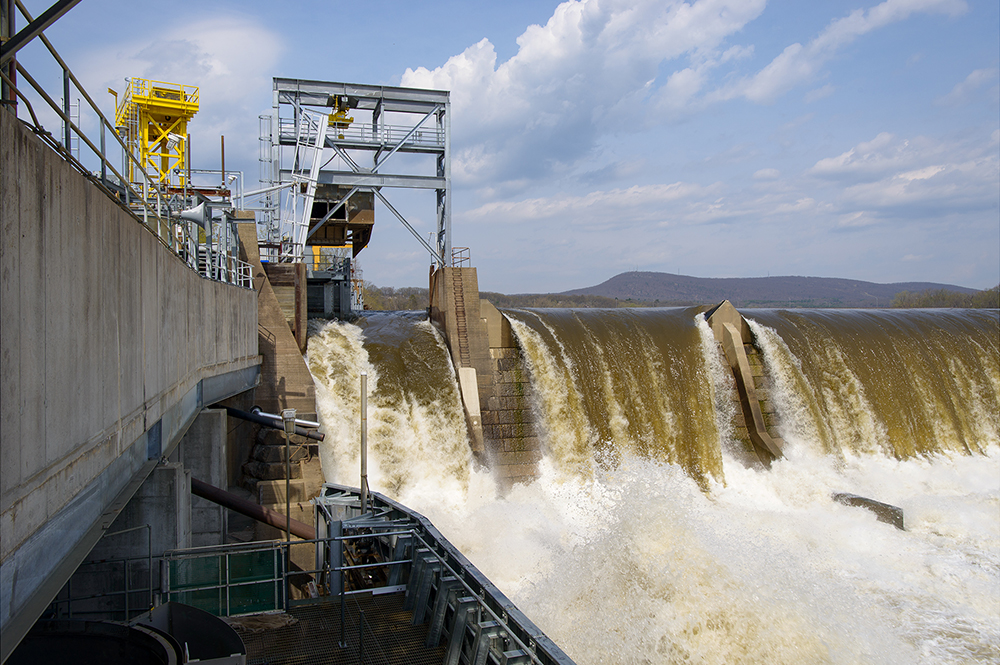 50,000 CFS, Holyoke Gas &amp; Electric Dam, Holyoke, Mass.