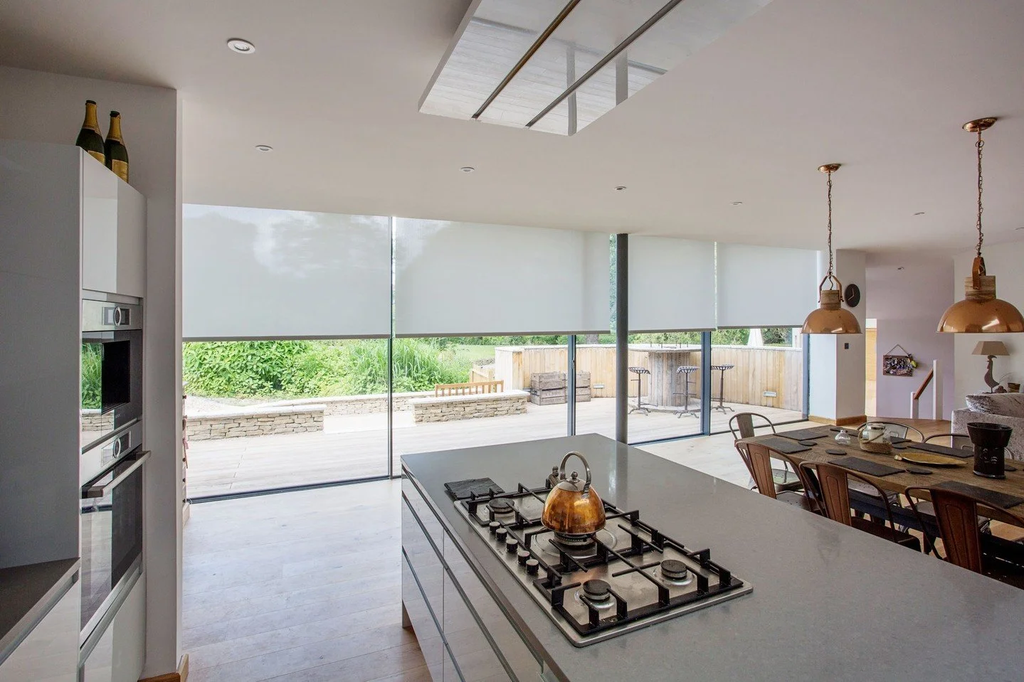 We wouldn't mind making our pancakes in this stunning kitchen...

Product featured: Roller Blinds

Happy Pancake Day! What toppings are you choosing? 🍋🍫

#GrandDesignBlinds #PancakeDay