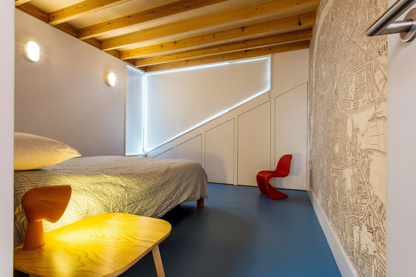 Which feature matters most to you in window blinds?

🌙 Blackout
🔥 Insulation
⚡️ Easy tech + motorisation
👌🏼 Perfect fit for challenging shapes

See our completed projects on our website #linkinbio

#GrandDesignBlinds #WindowBlinds #WindowStyling