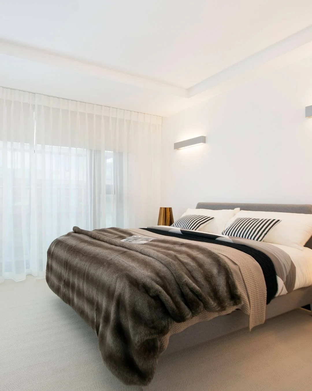 Light where you want it. Privacy when you need it.

Our made-to-measure blinds are designed to give you complete control - without compromising on style ✨

Because the right window treatment doesn&rsquo;t just finish a room&hellip; it transforms it.
