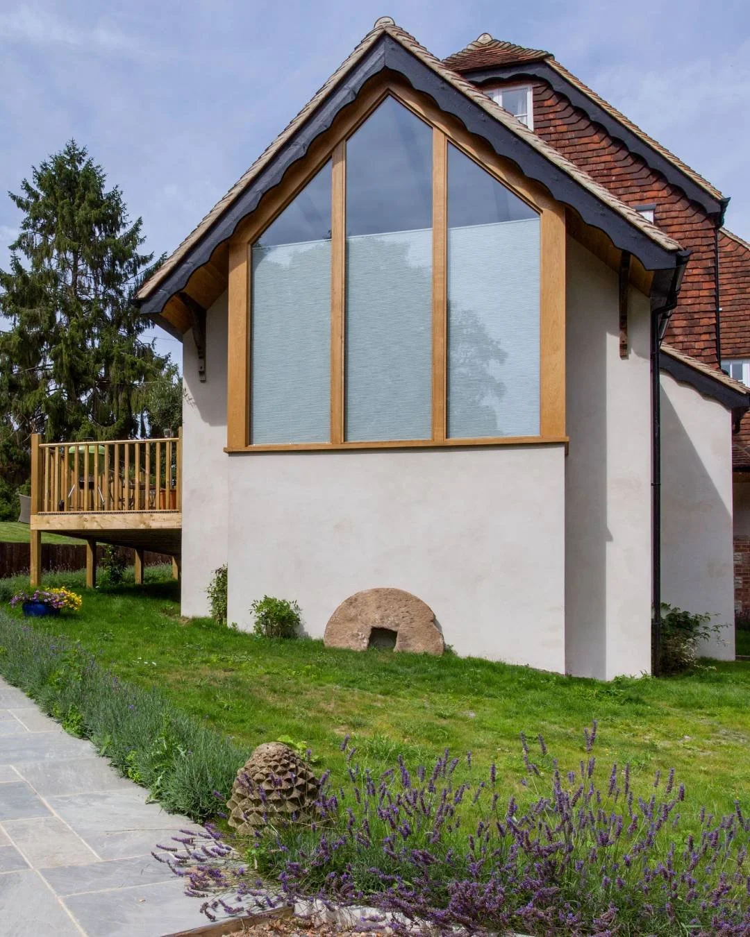 POV: You're admiring your Grand Design Blinds from your garden...

Swipe to see the interior view with a cute special guest ✨

#GrandDesignBlinds #BespokeBlinds #CustomBlinds