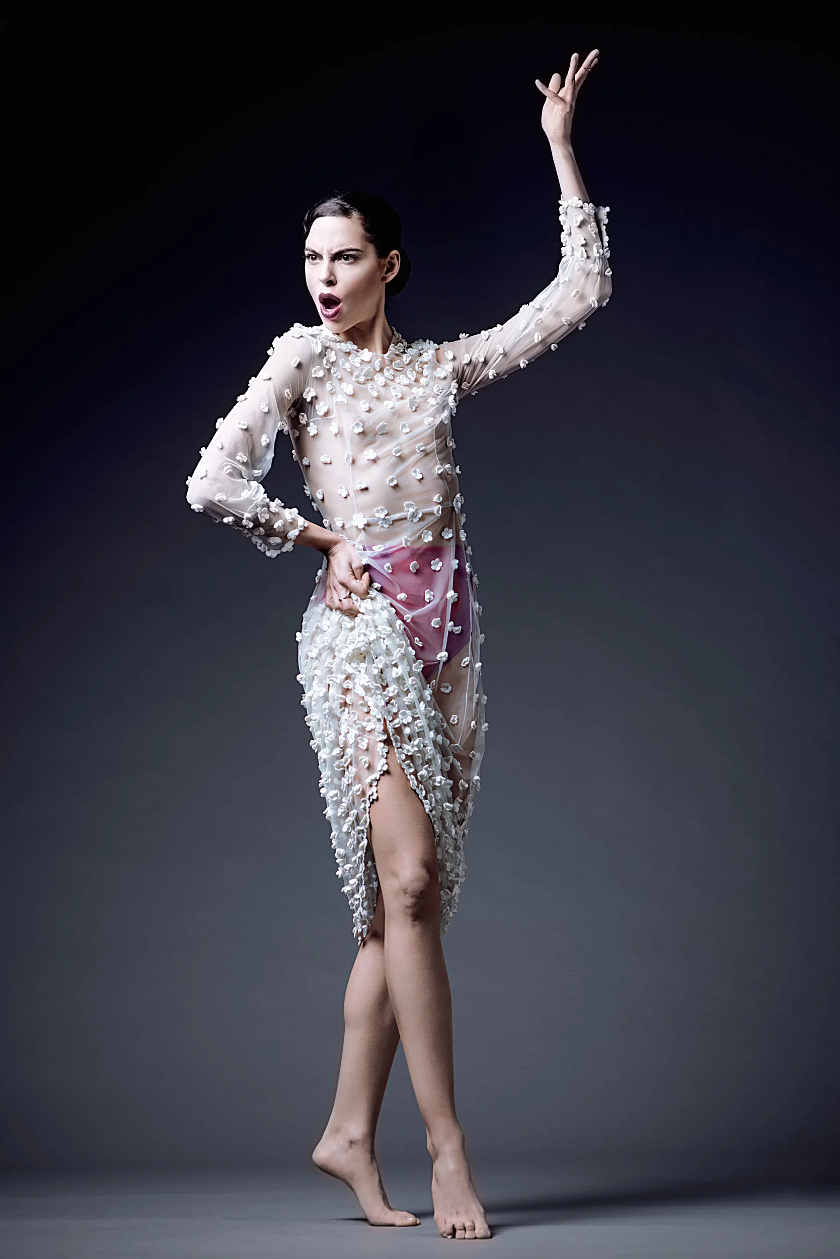 Fashion-Editorial-1-Photography-by-ROAR-Studio-Milan-06.jpg
