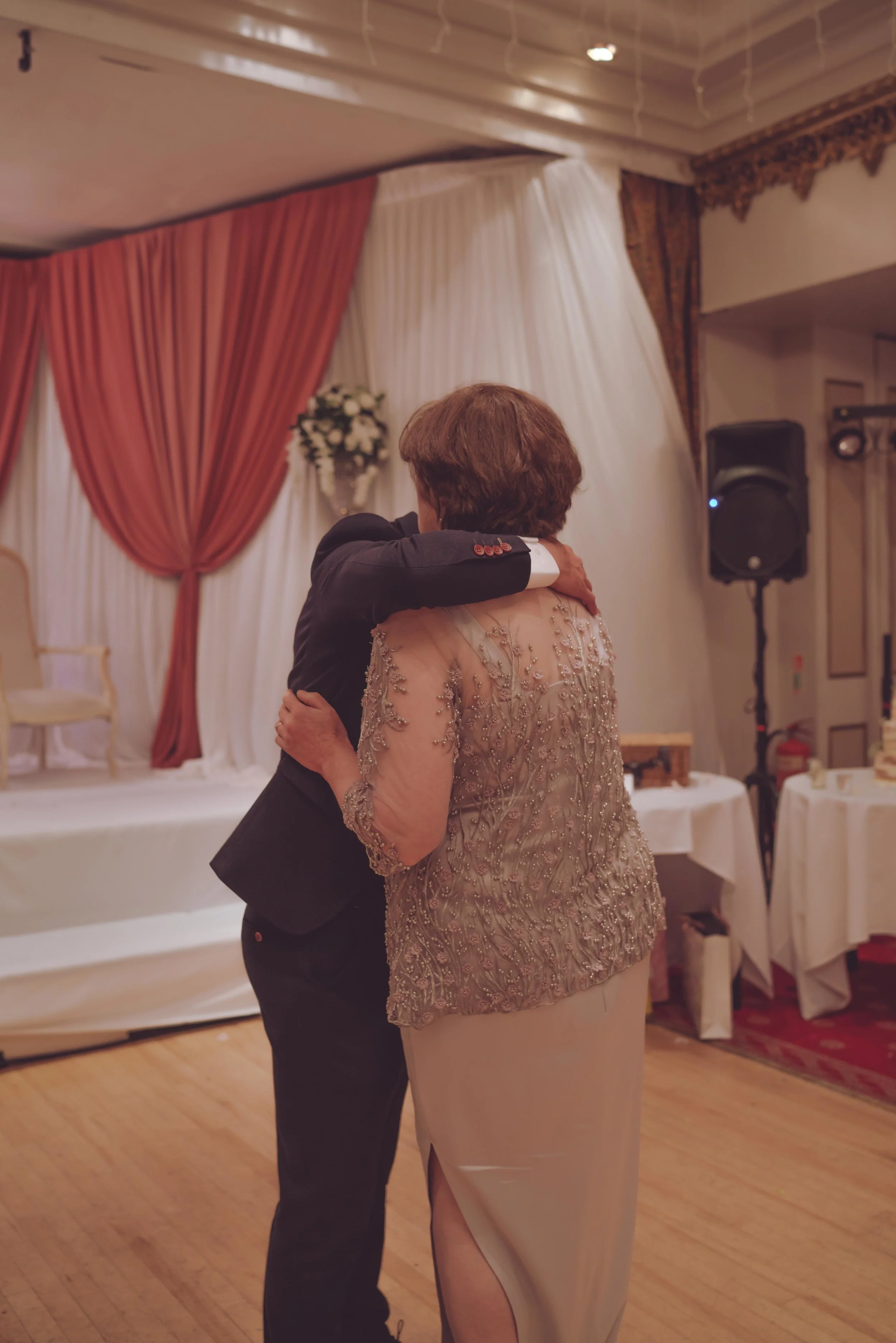 Lubna & Mohamed (790 of 977).jpg