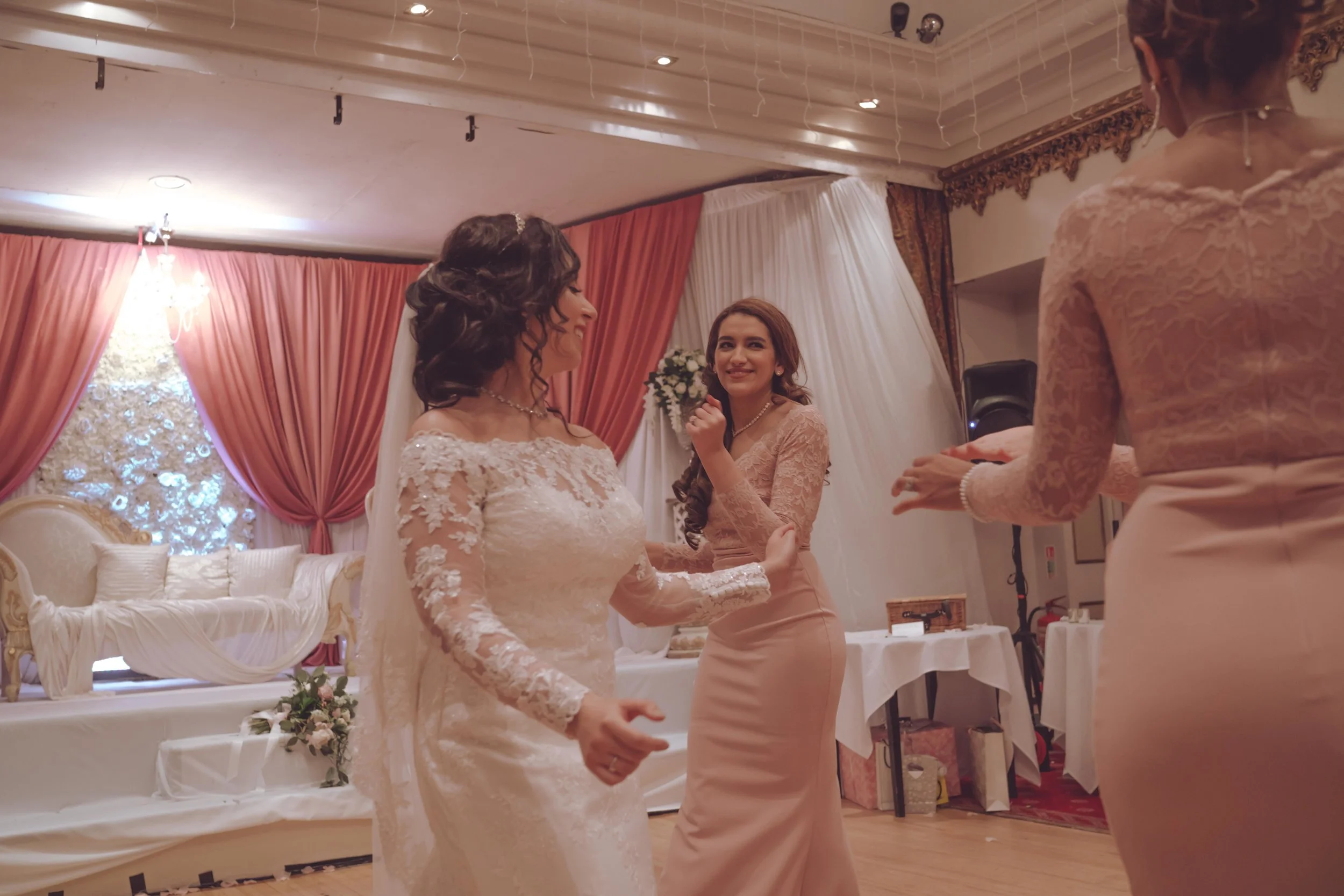 Lubna & Mohamed (825 of 977).jpg
