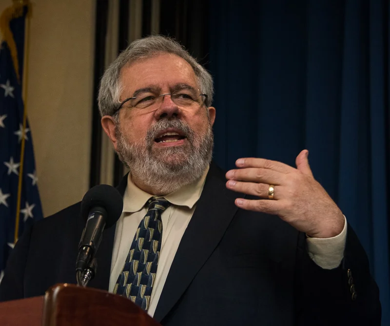 Author David Cay Johnston