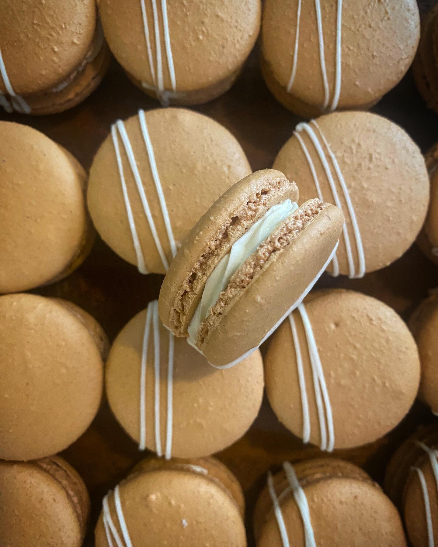 If you&rsquo;re looking for a little something sweet to celebrate the weekend, we&rsquo;d love for you to stop by! Salted Caramel Macarons and Strawberry Balsamic Macarons are waiting!
.
.
.
.
.
.
.
.
#pastry #macarons #bakery #patisserie #frenchmaca