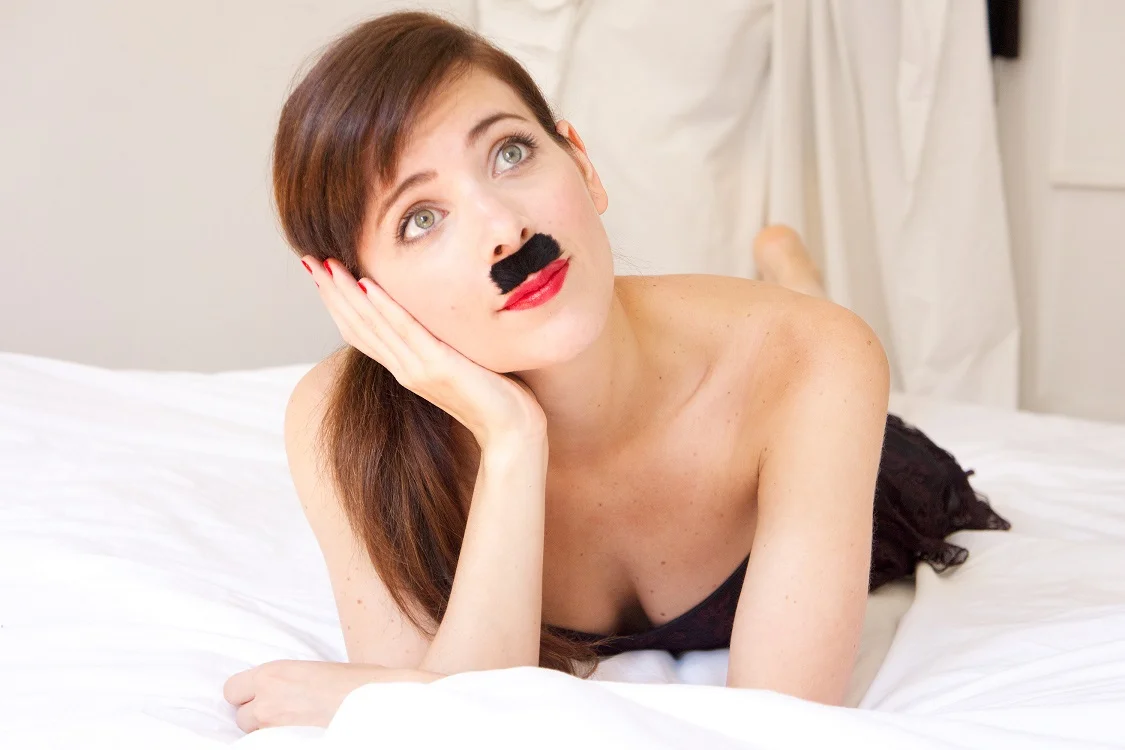 Lucie Pohl in "Hi, Hitler"