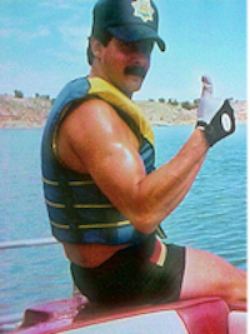 george on skiis 240w.png