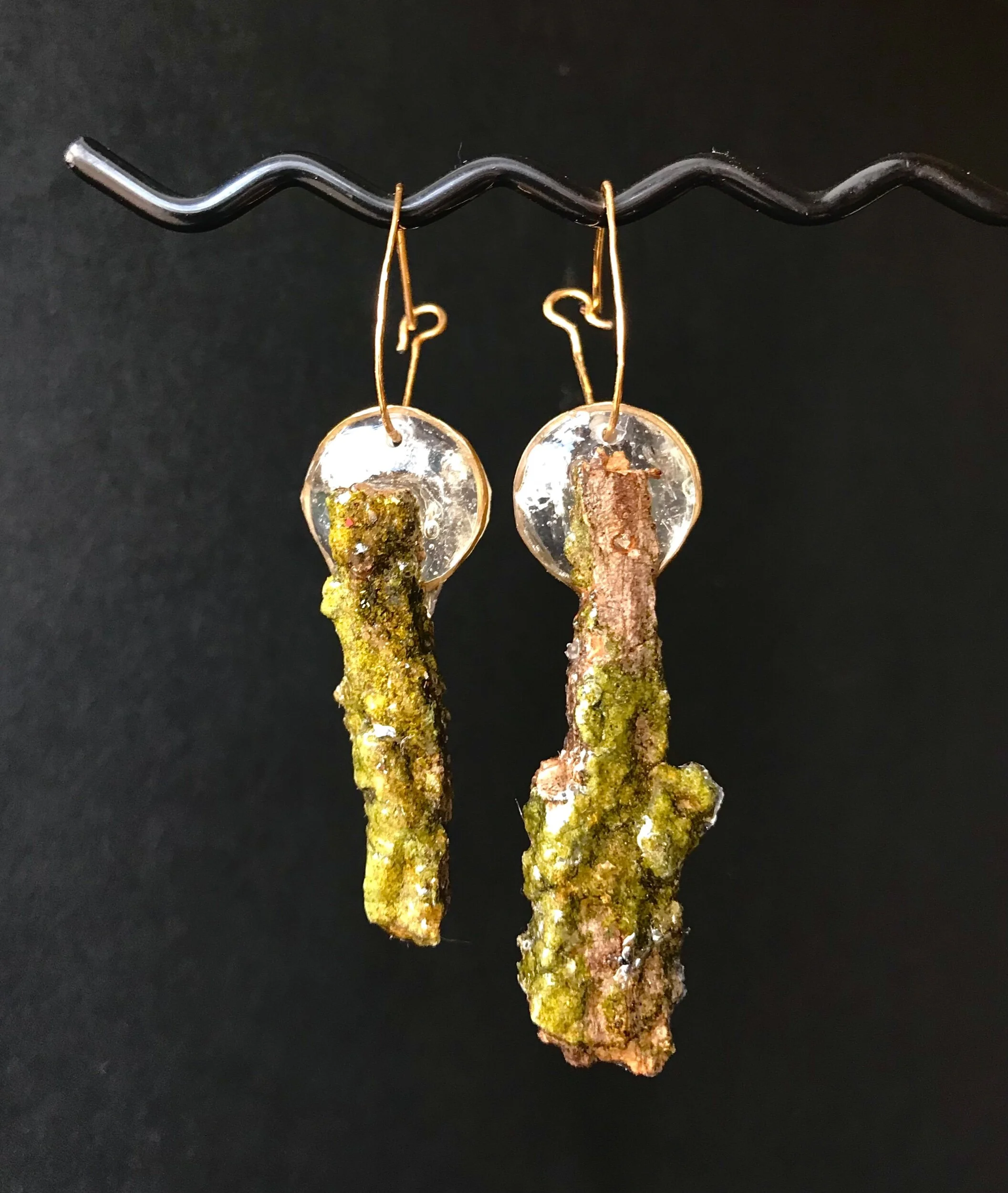 D4211546-7A9D-43A0-A182-CAE9B428301D