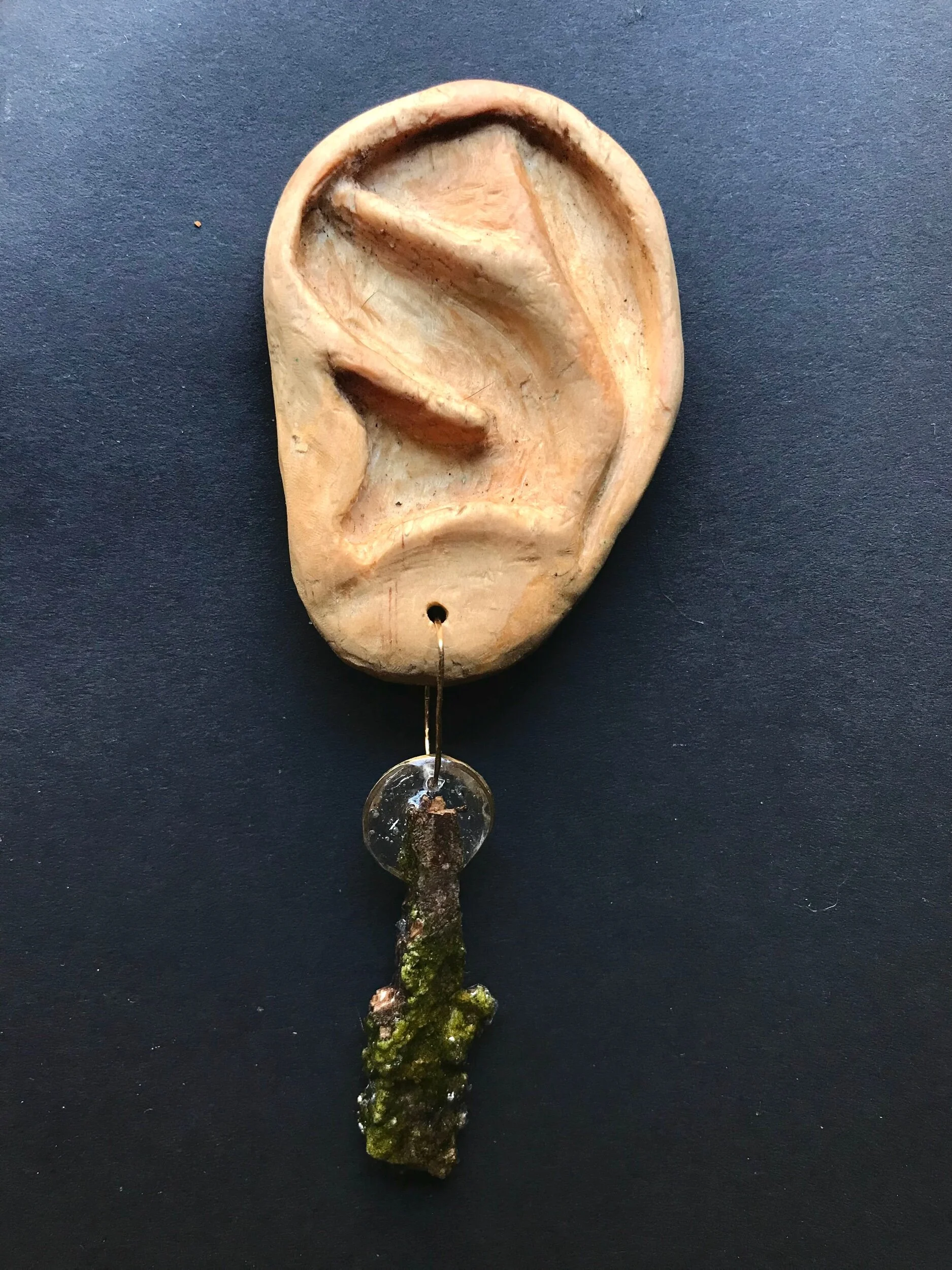 41089150-8A4D-43C2-AC6C-AB06A96799AD