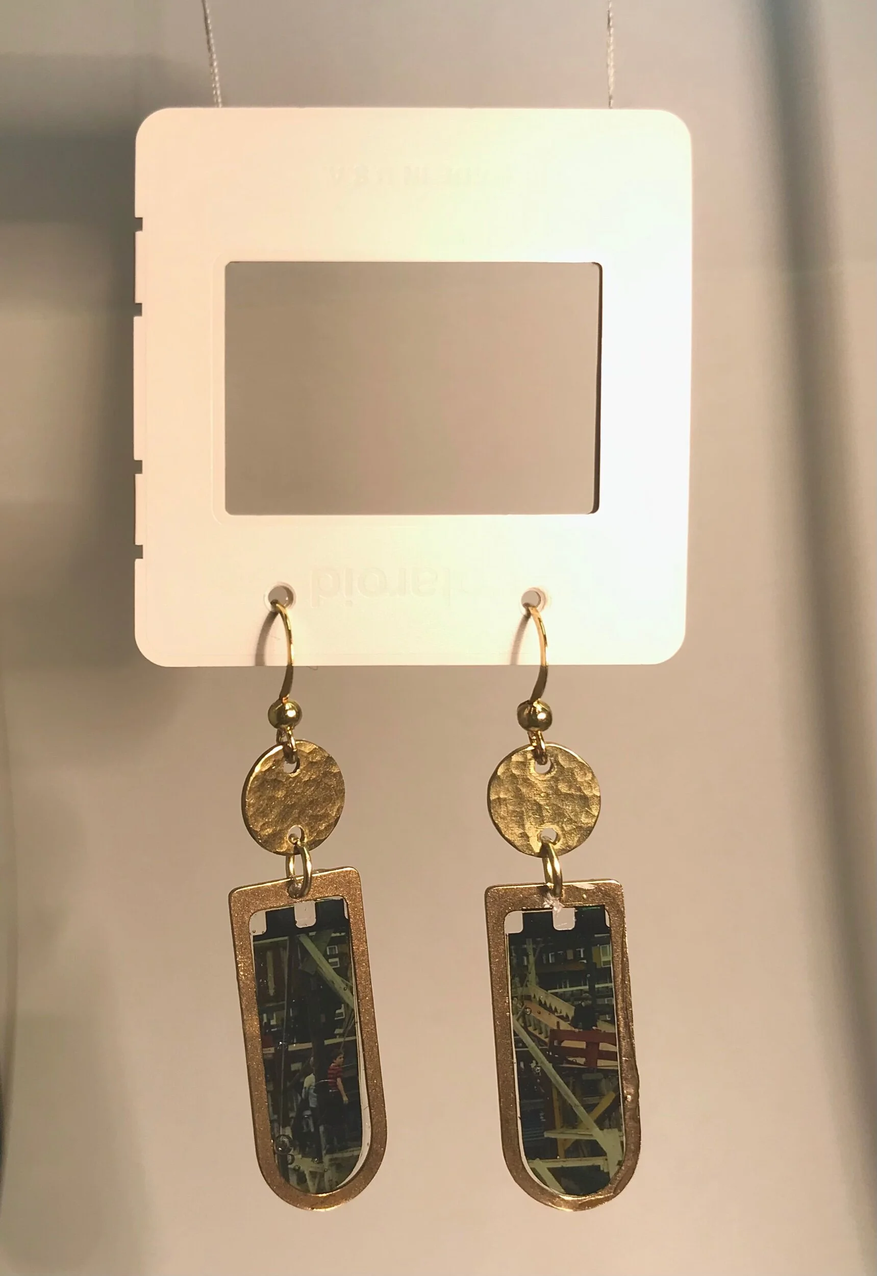 8B142D3C-E91E-4E89-8A76-CCF1D6C98377