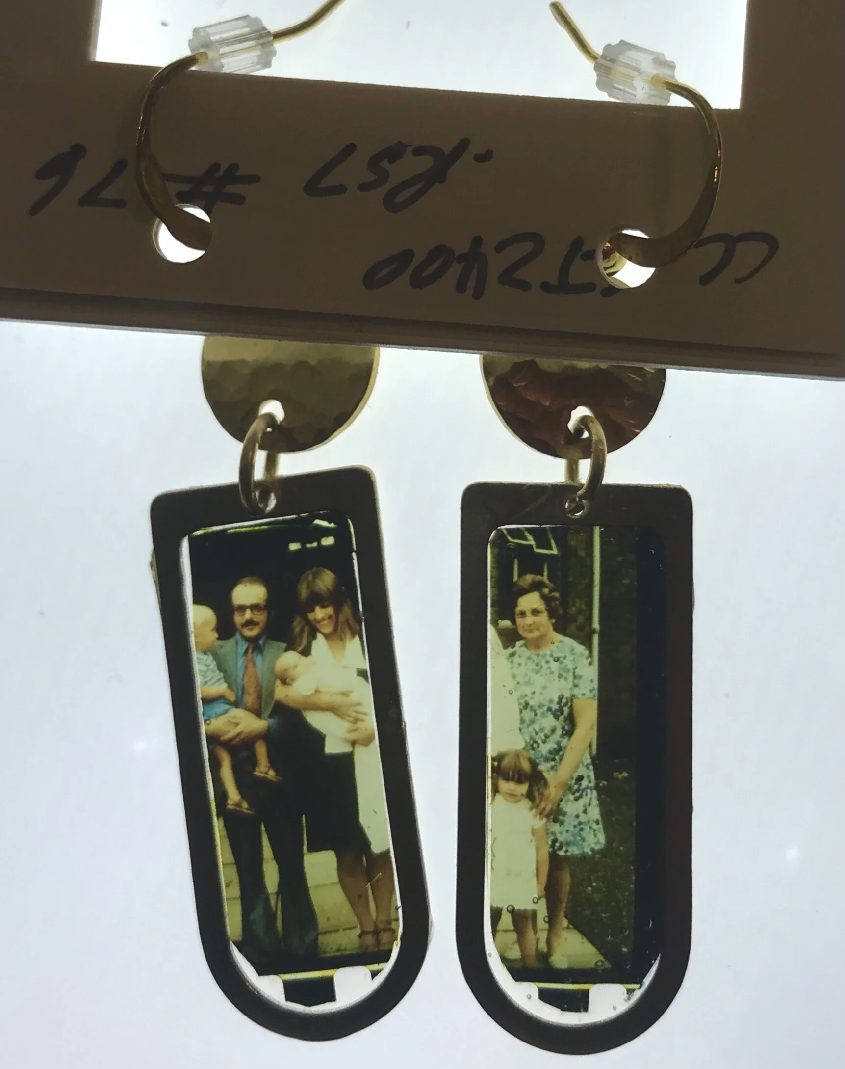 FD87C43D-B8BC-433F-ABAF-4DE04C6801E8