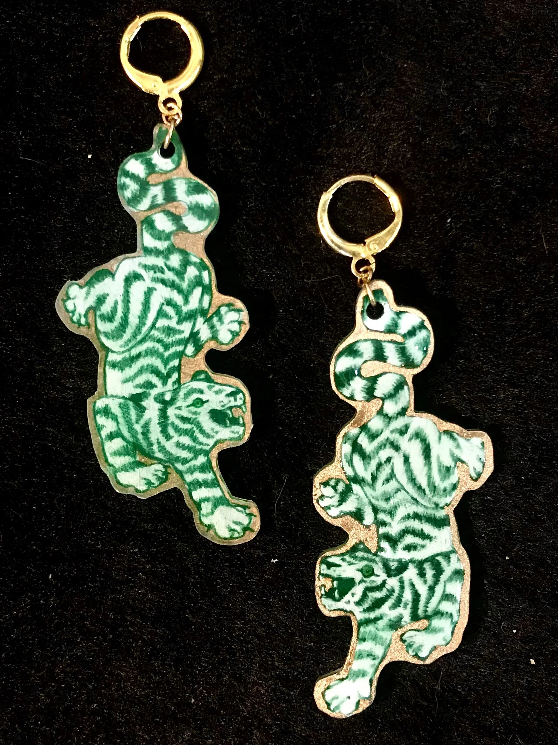 703005CC-0FCC-4B7D-8AB9-CFBF7DC8281C