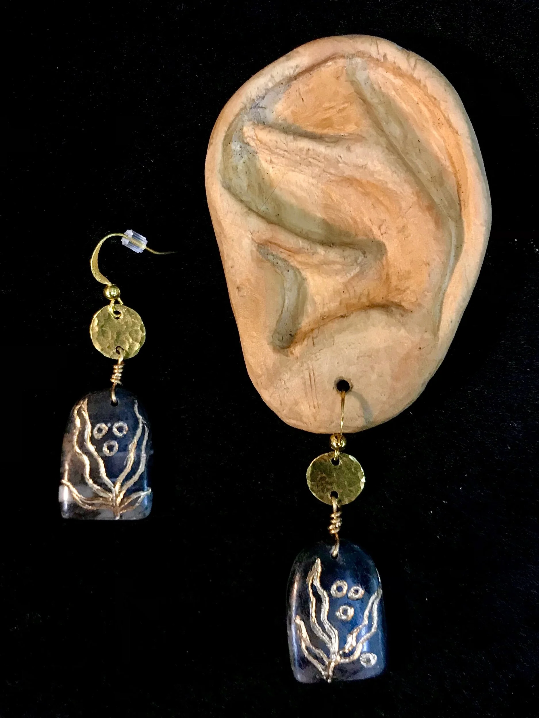 EA89EF51-2124-4A8C-91B6-1BF78A7EA30B