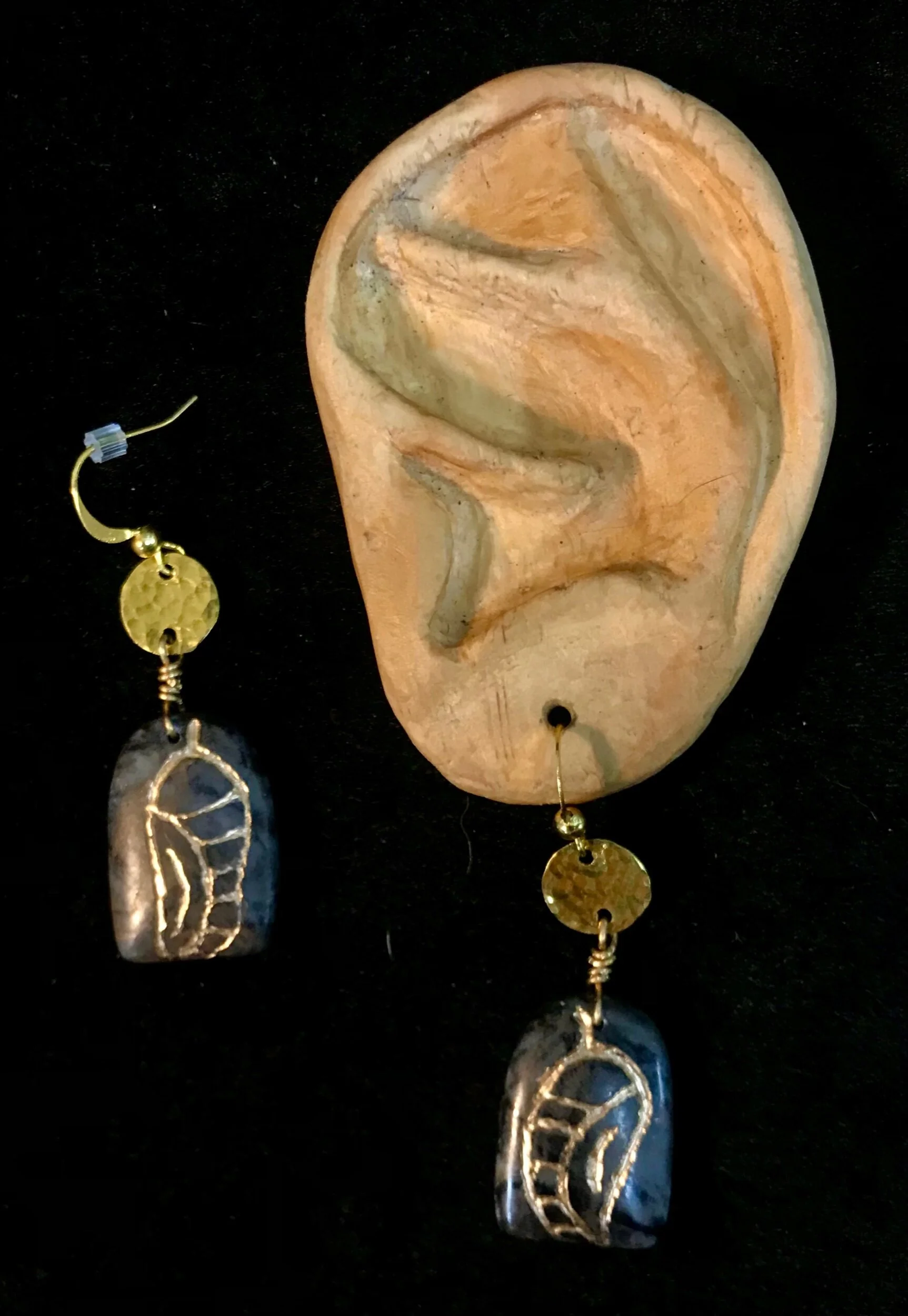 F77FA23A-E7F6-4E96-915A-B1AEAB23C09B