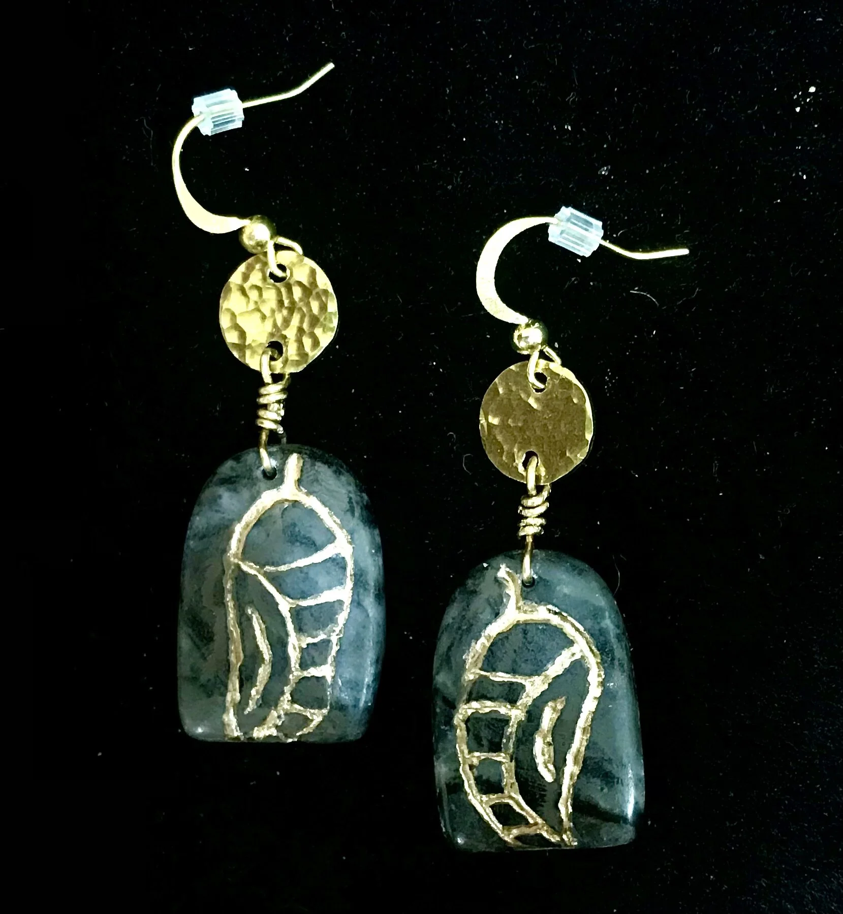 3F1537CD-3B5E-426D-AFD9-220672DFBC13