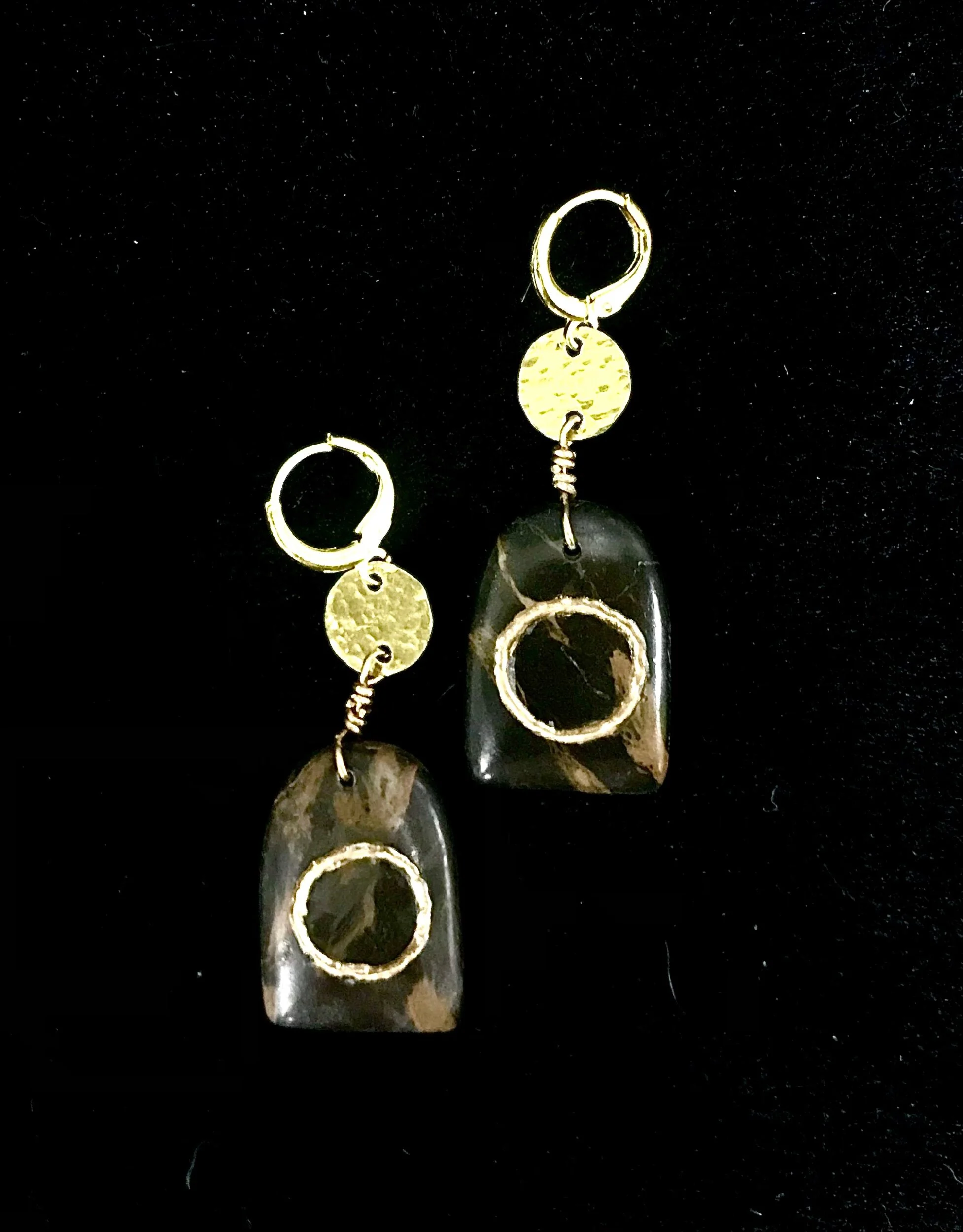 E4692893-F4BF-420F-AEBA-99E19D3C0988