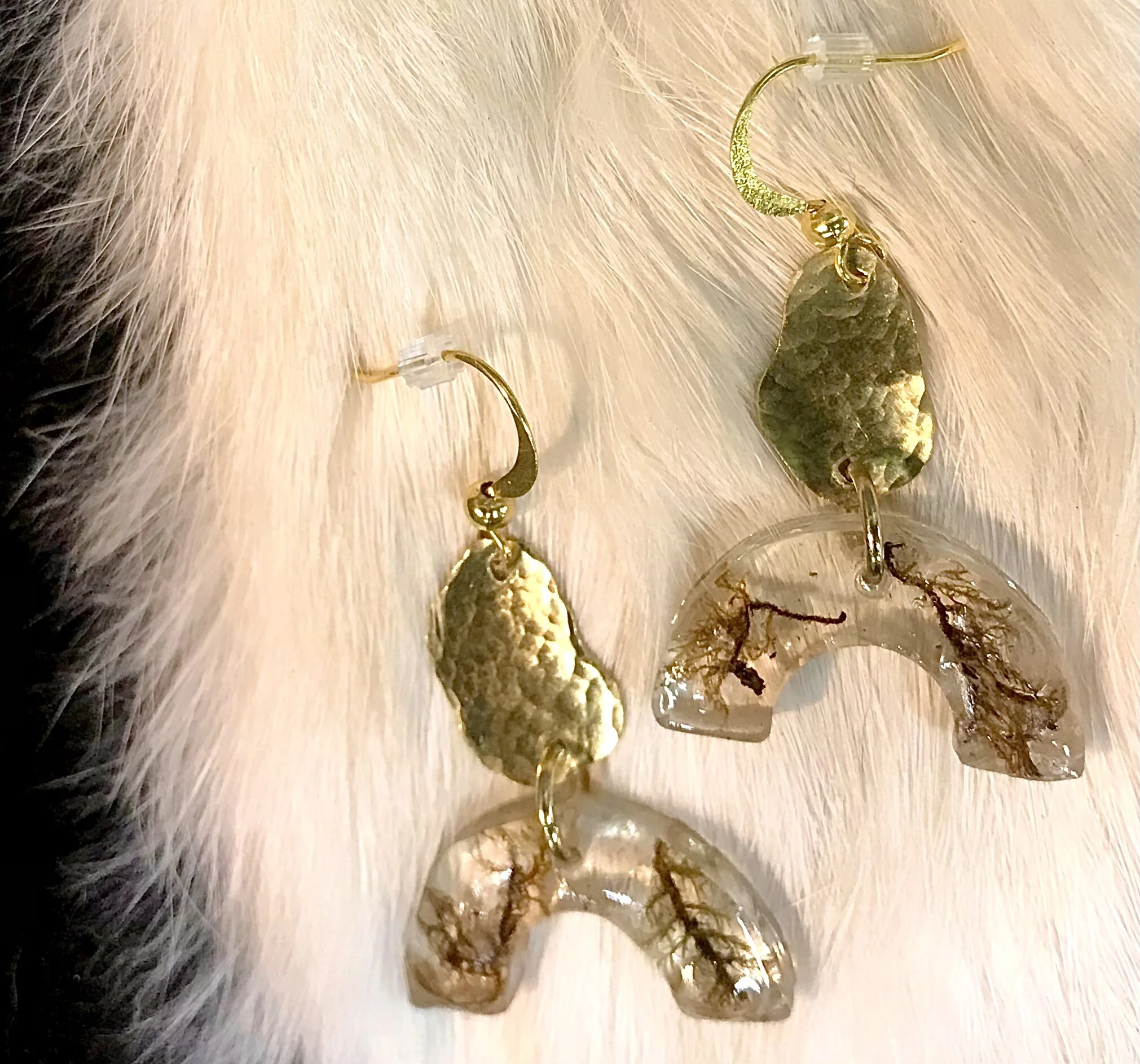 AF7772C0-5481-41A1-BE38-A29EDDC45E05