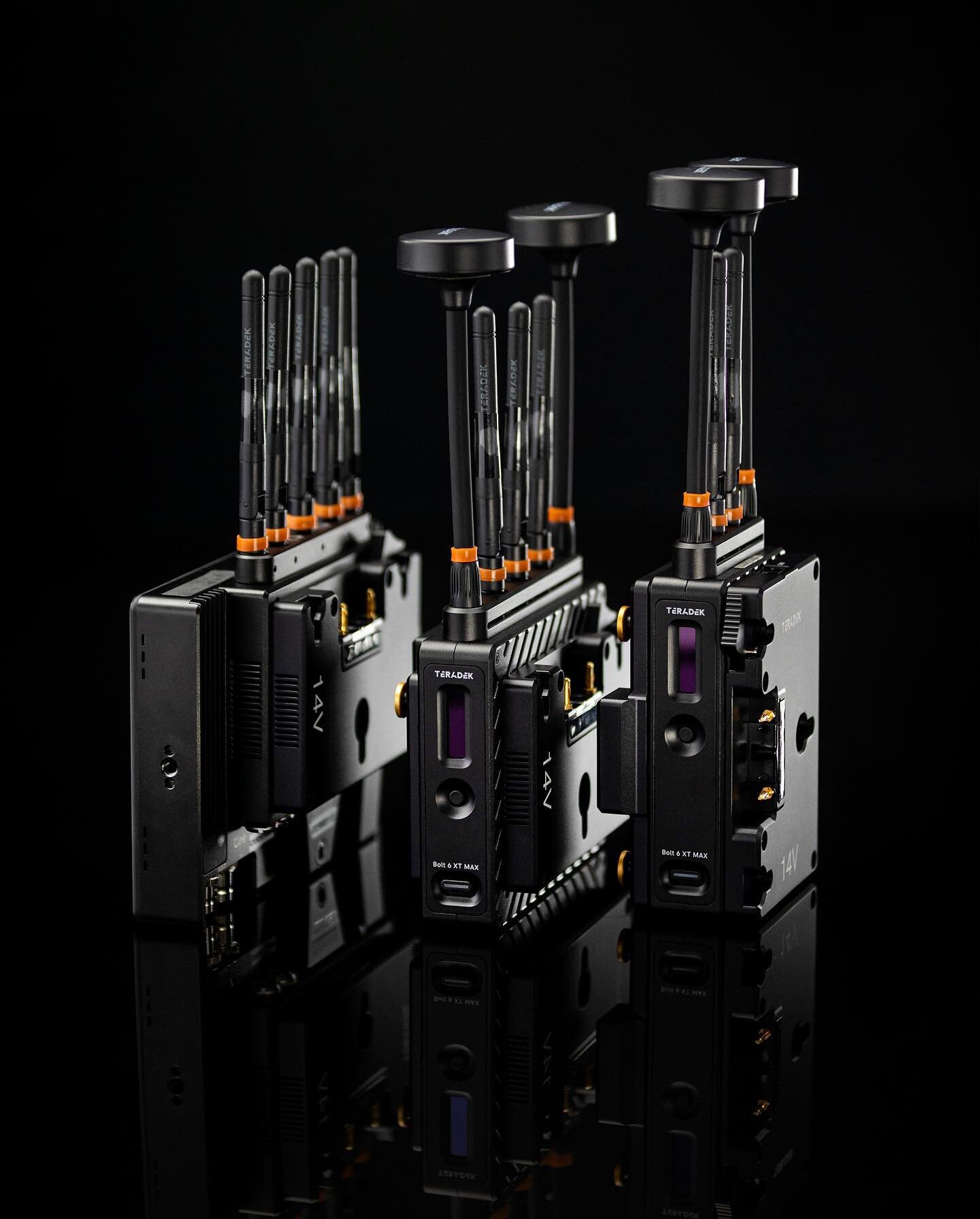 Teradek Bolt 6
.
Expand your on set wireless capabilities with the new Bolt 6 XTs.
Take advantage of the 6GHz frequencies to reduce signal congestion, or supplement a Bolt 4K system on the 5GHz bands!
.
#teradek #wireless #moviemaking #firstac #1stac