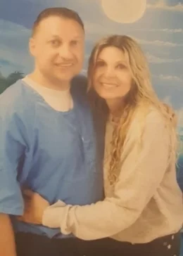 Travis and his mom, Kathy, on Mother's Day 2018 Kathy says, "I'm very grateful on this Mother's Day because I got to see and hug my son, Travis, for the first time in three years. Thank you for all who write and pray for my son."