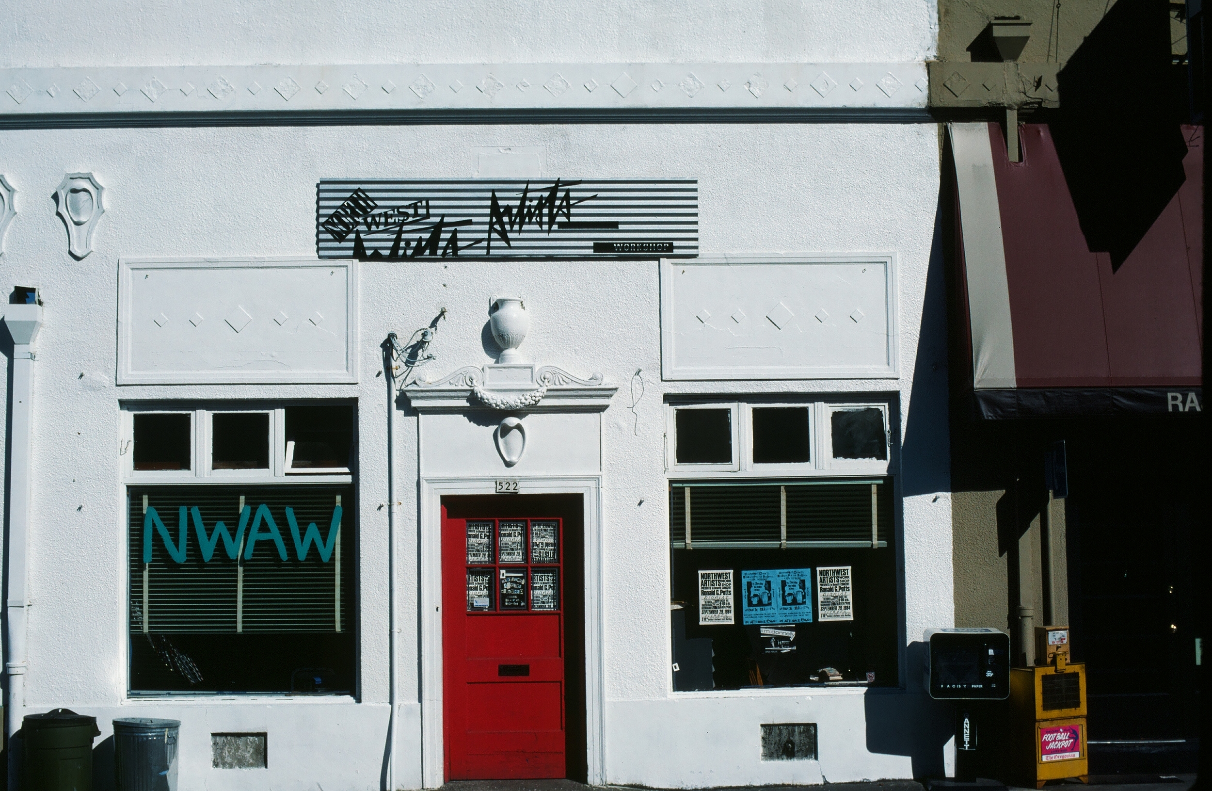  In the 1980s, The Northwest Artists Workshhop was located on NW 12th Street next to the Quartersaw Gallery. The workshop provided local artists a place to meet and exchange ideas. The building later became the Pulliam Deffenbaugh Gallery 