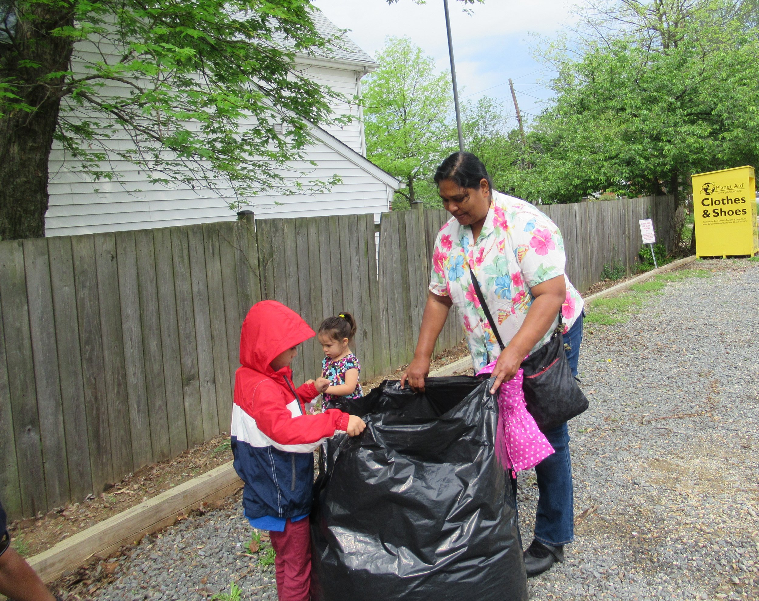 Earth Day Comm. St. Paul UMC Apr29 2017 (16).JPG