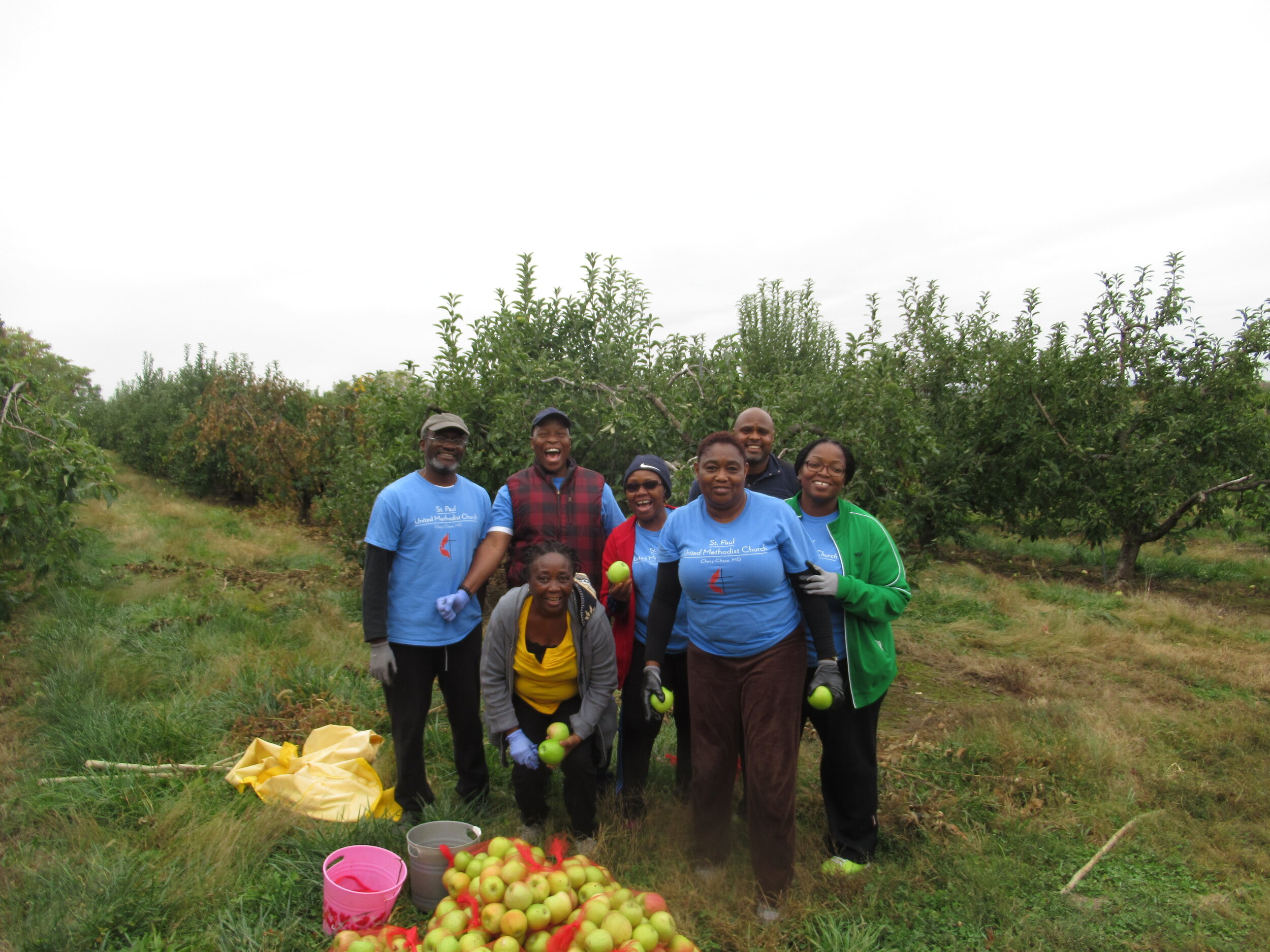 St. Paul UMC Gleaning Oct. 26, 2019 (34).JPG