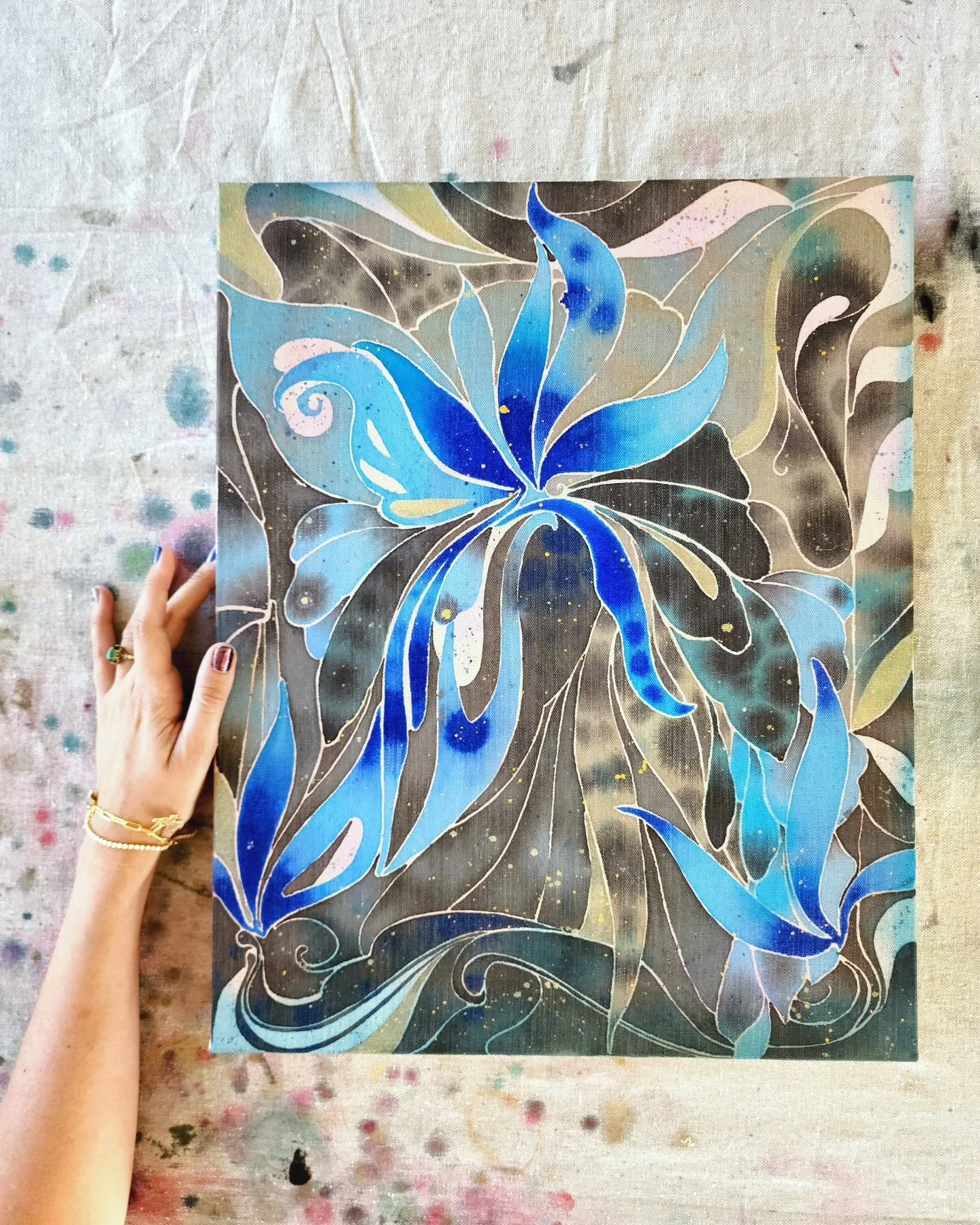 Mama&harr;️Babe
🦋🪺🪩

Both acrylic on canvas,  2026.