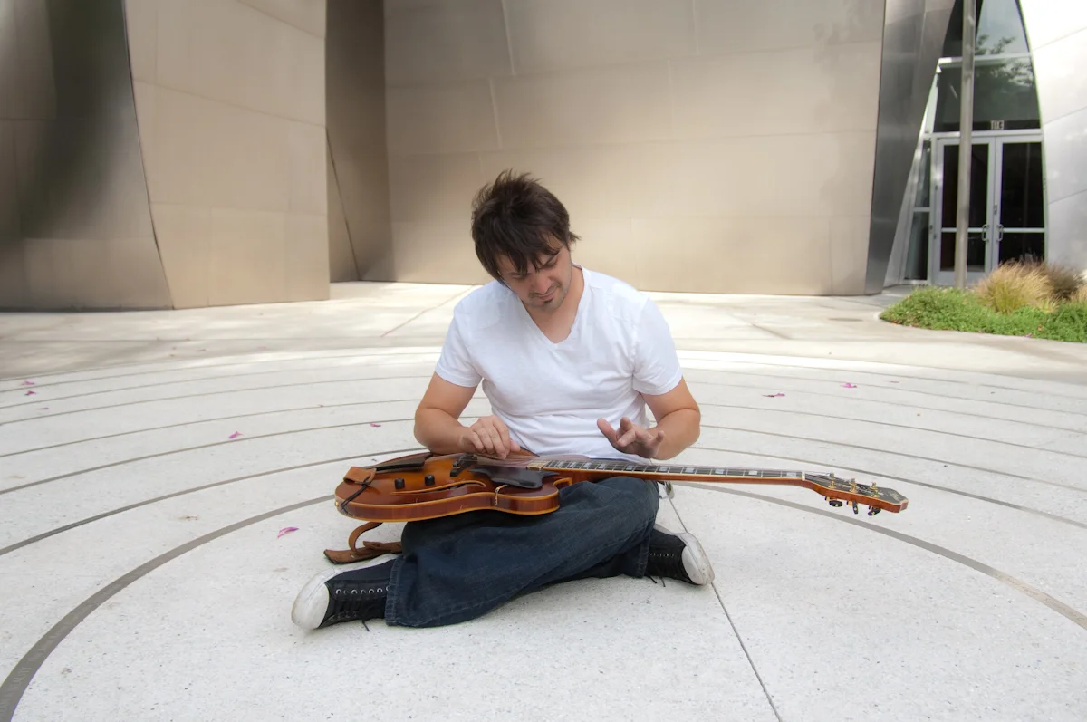 PabloGuitar-31.jpg