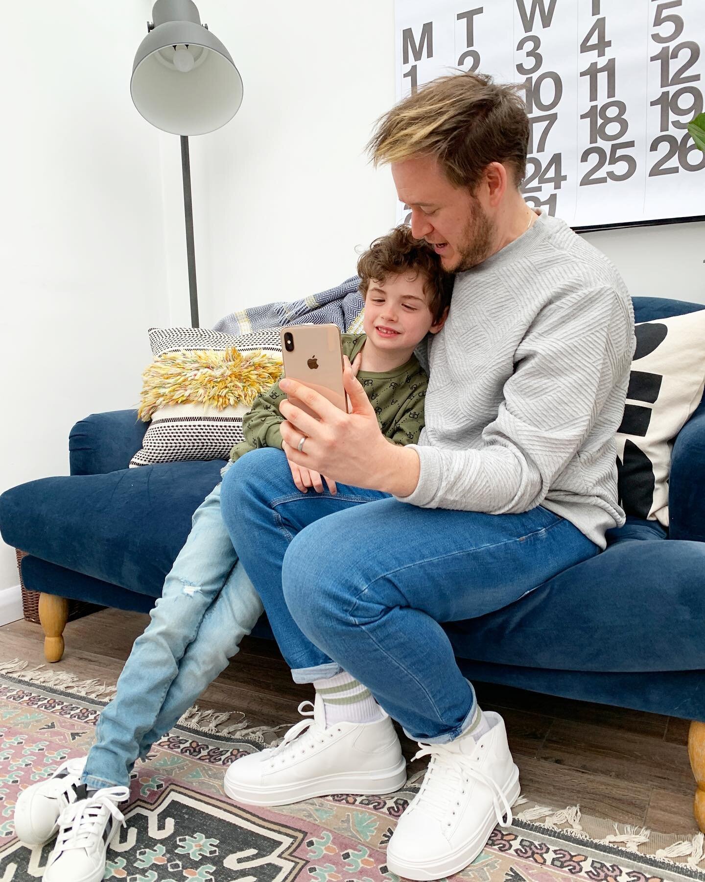 AD &bull; Making sure we look smart for FaceTiming the nanny&rsquo;s this Mother&rsquo;s Day in our @Riverisland get up! 👌🏼

It&rsquo;s the second year in a row we aren&rsquo;t seeing my mum and mum in law to celebrate them for Mother&rsquo;s Day. 