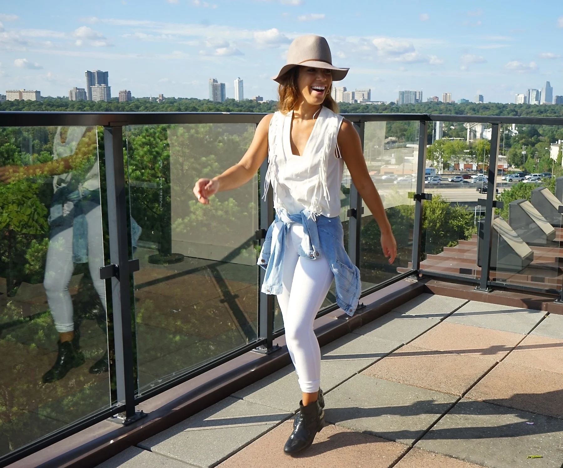 White on White 4 TomorrowWorld