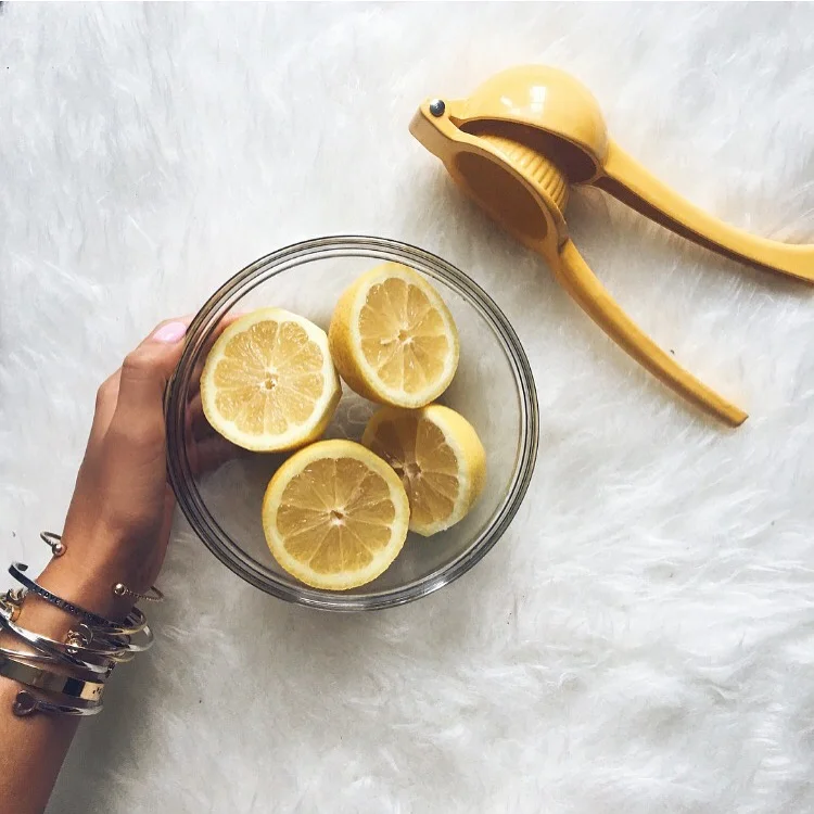 BODY BEAUTY: lemon(s)