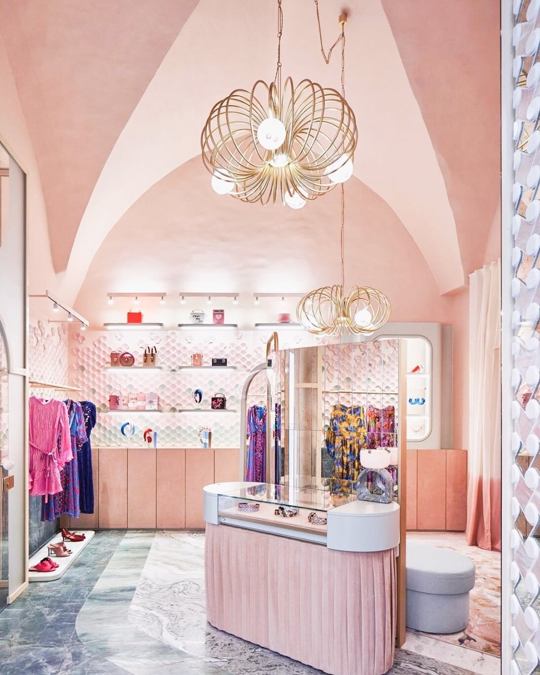 ⁠Now this puts the &quot;boutique&quot; in boutique hotel! One of our favorite parts about traveling is finding a special boutique within a hotel, with curated items you wouldn't find elsewhere ...⁠⁠
⁠⁠
New and notable is @thepinkcloset_palazzoavino 